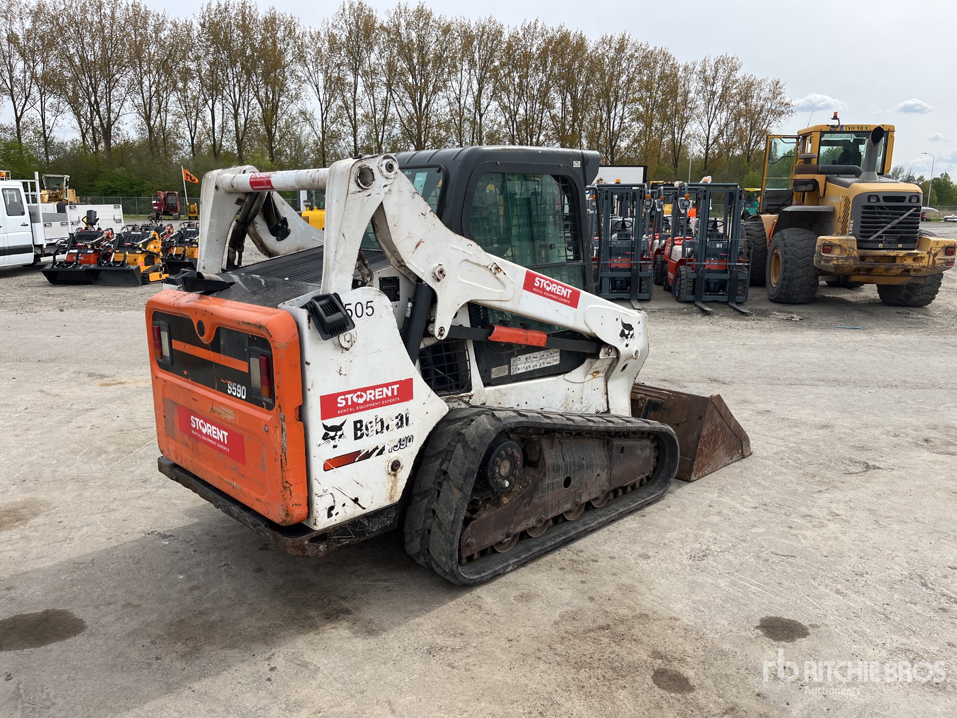 General Appearance with Picture, Right Rear Corner