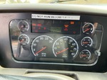 Cab with Luces de advertencia del motor
