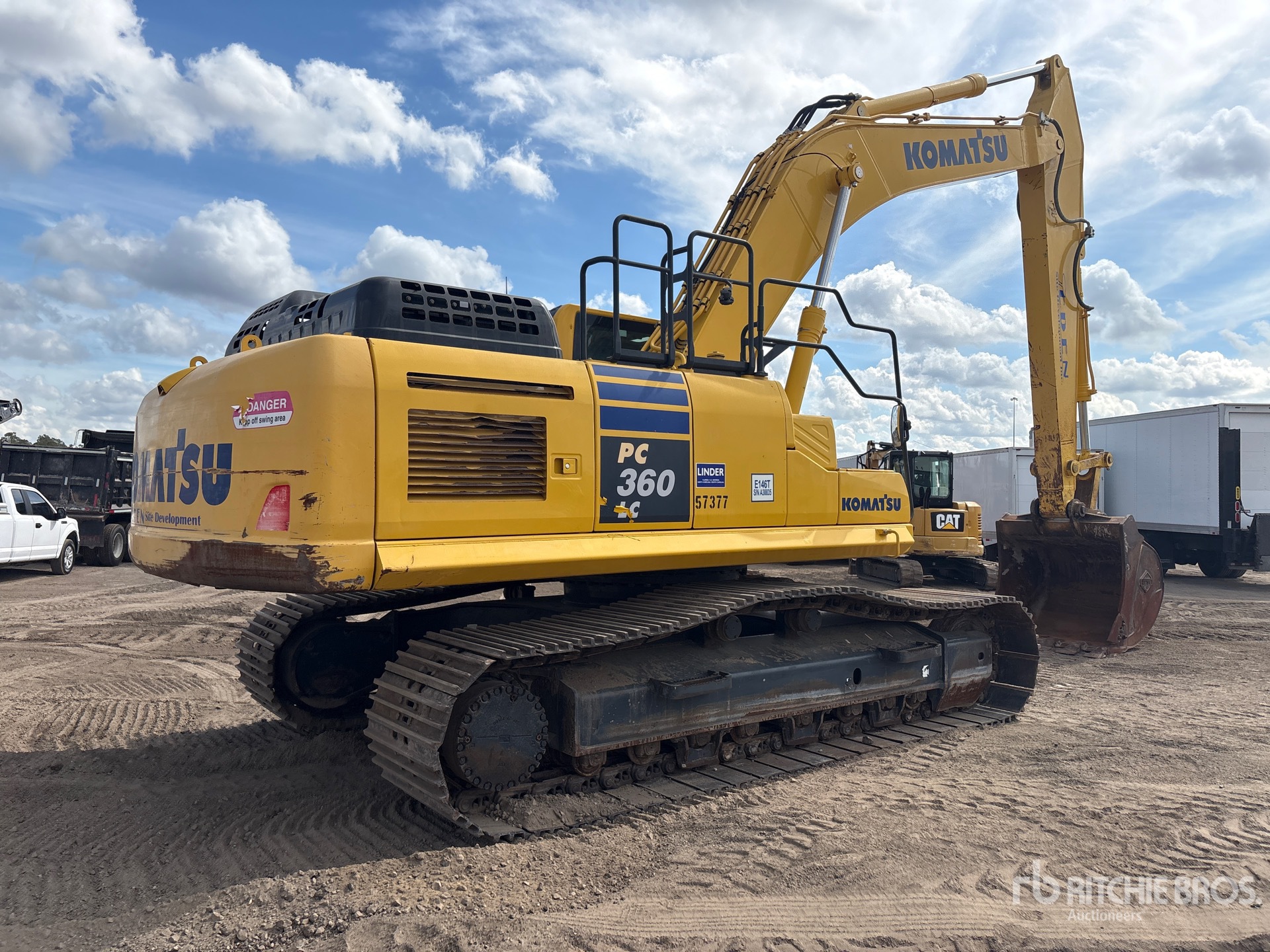 General Appearance with Imagen: esquina trasera derecha