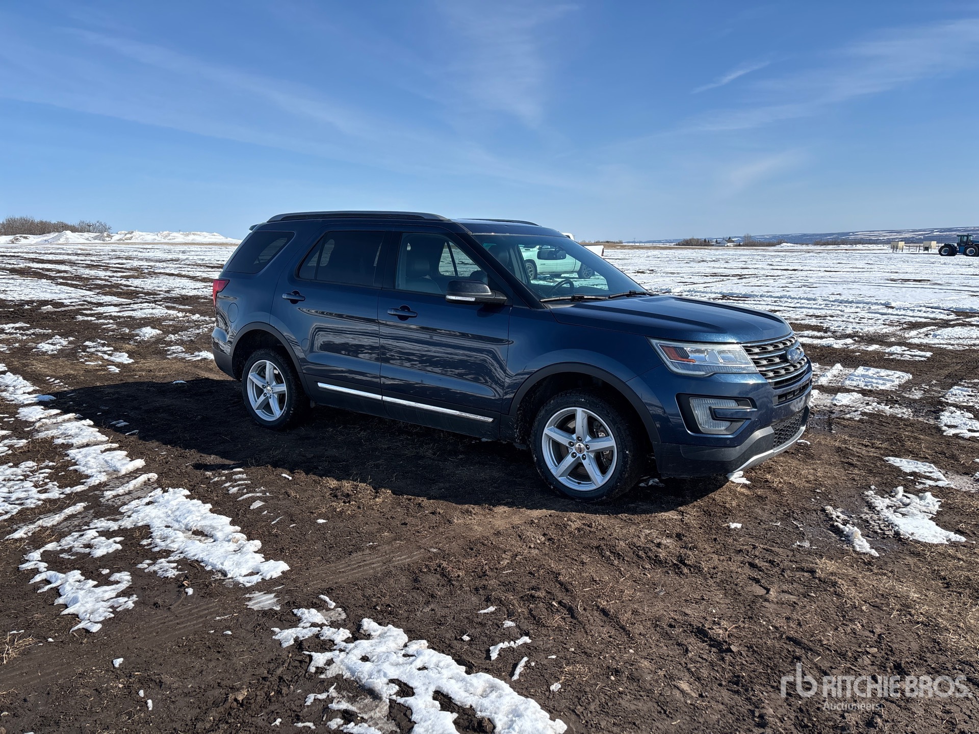 Aspect général with Image, coin avant droit