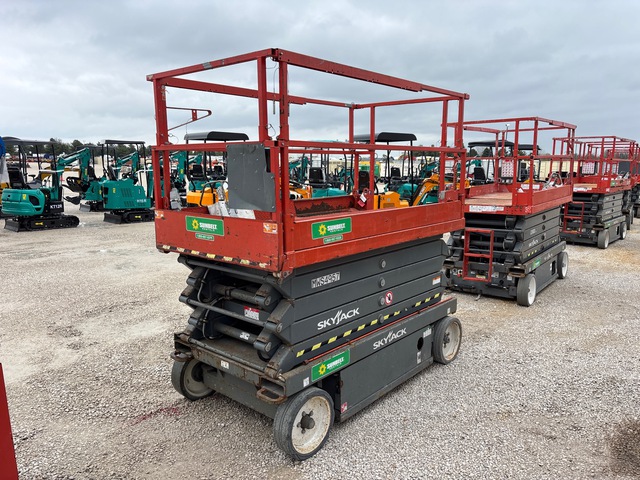 2017 Skyjack SJIII 4632 Electric Scissor Lift