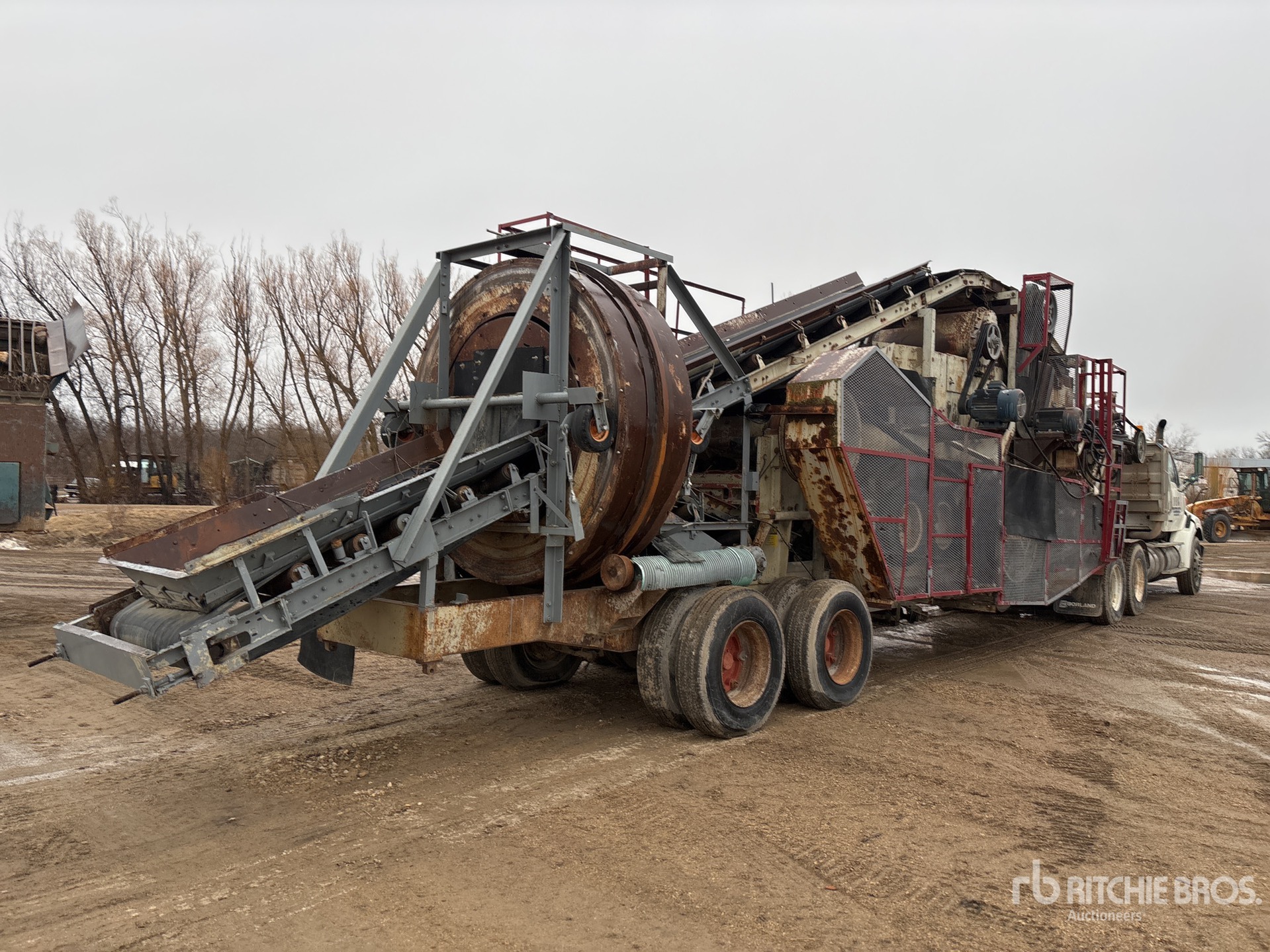 General Appearance with Bild, Ecke hinten rechts