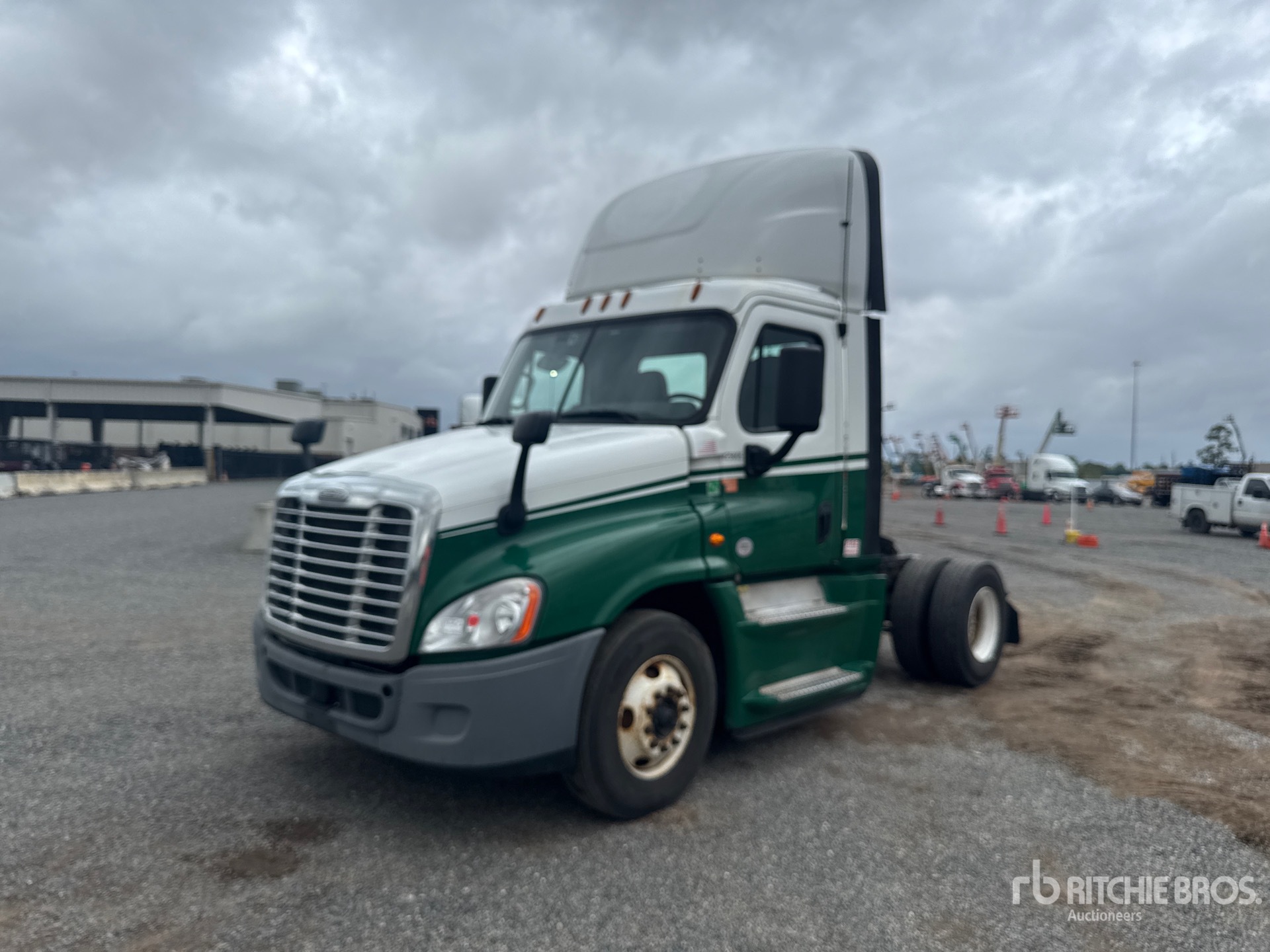 General Appearance with Picture, Left Front Corner