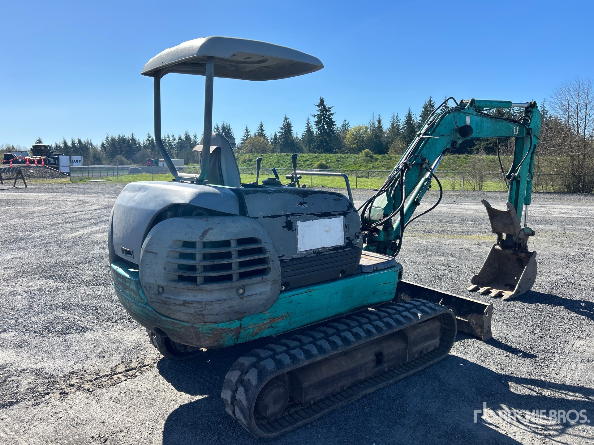 General Appearance with Picture, Right Rear Corner