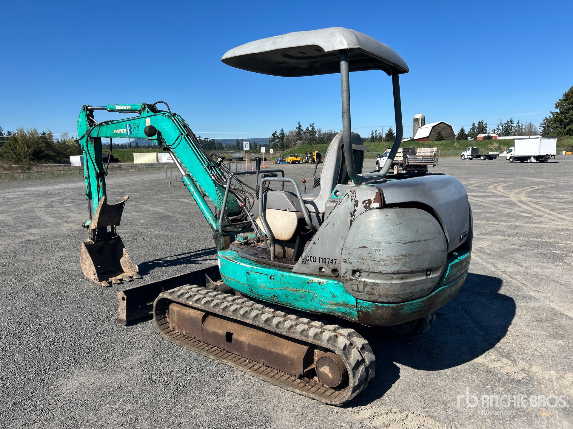 General Appearance with Picture, Left Rear Corner