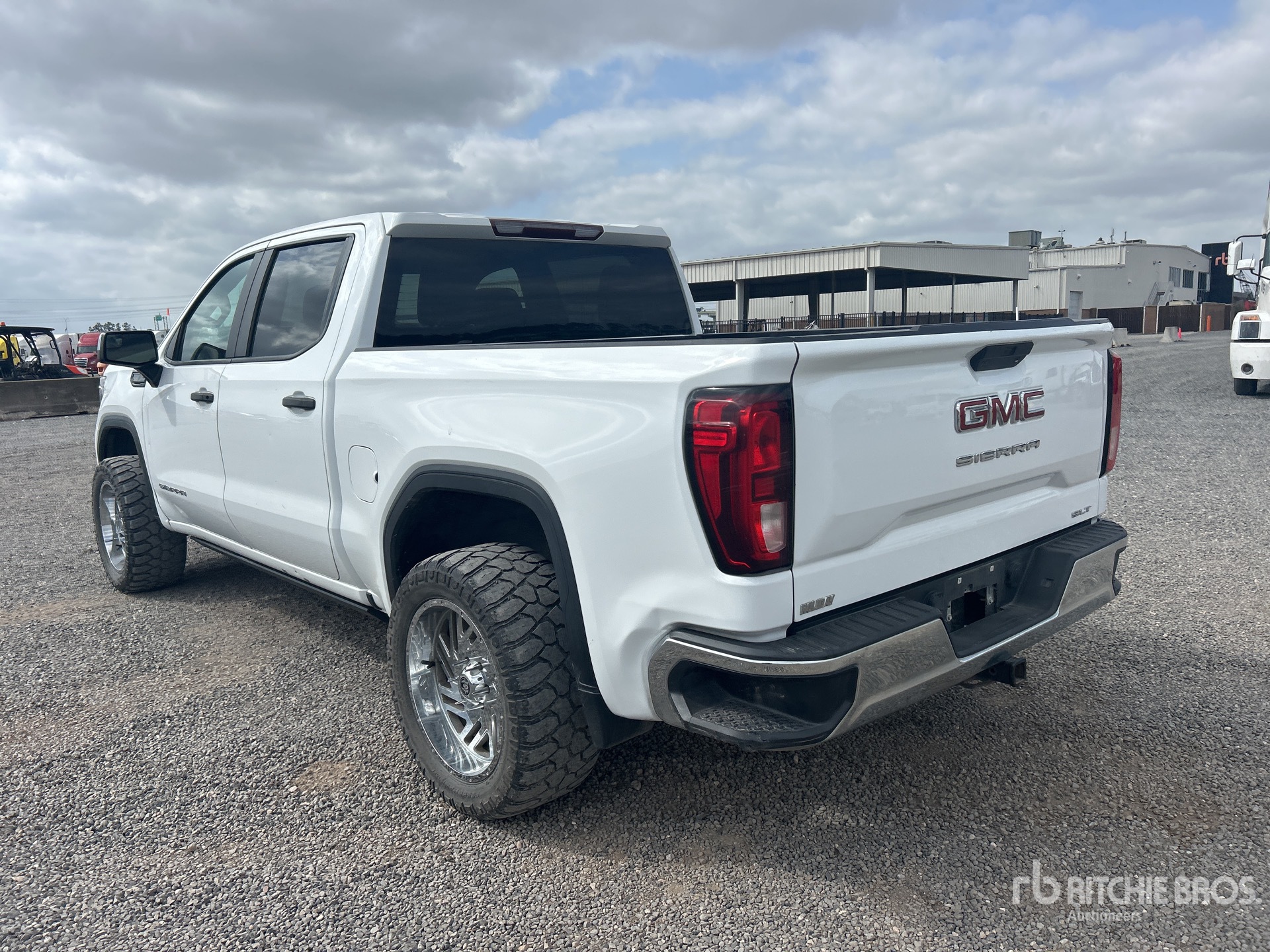 General Appearance with Imagen: esquina trasera izquierda