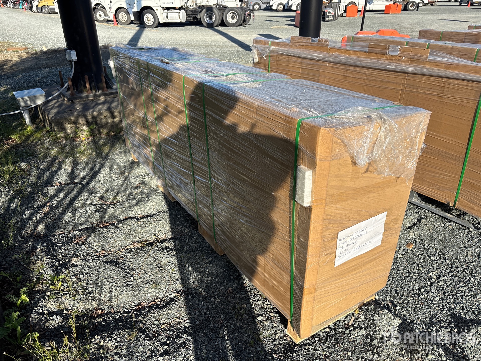 General Appearance with Bild, Ecke hinten rechts