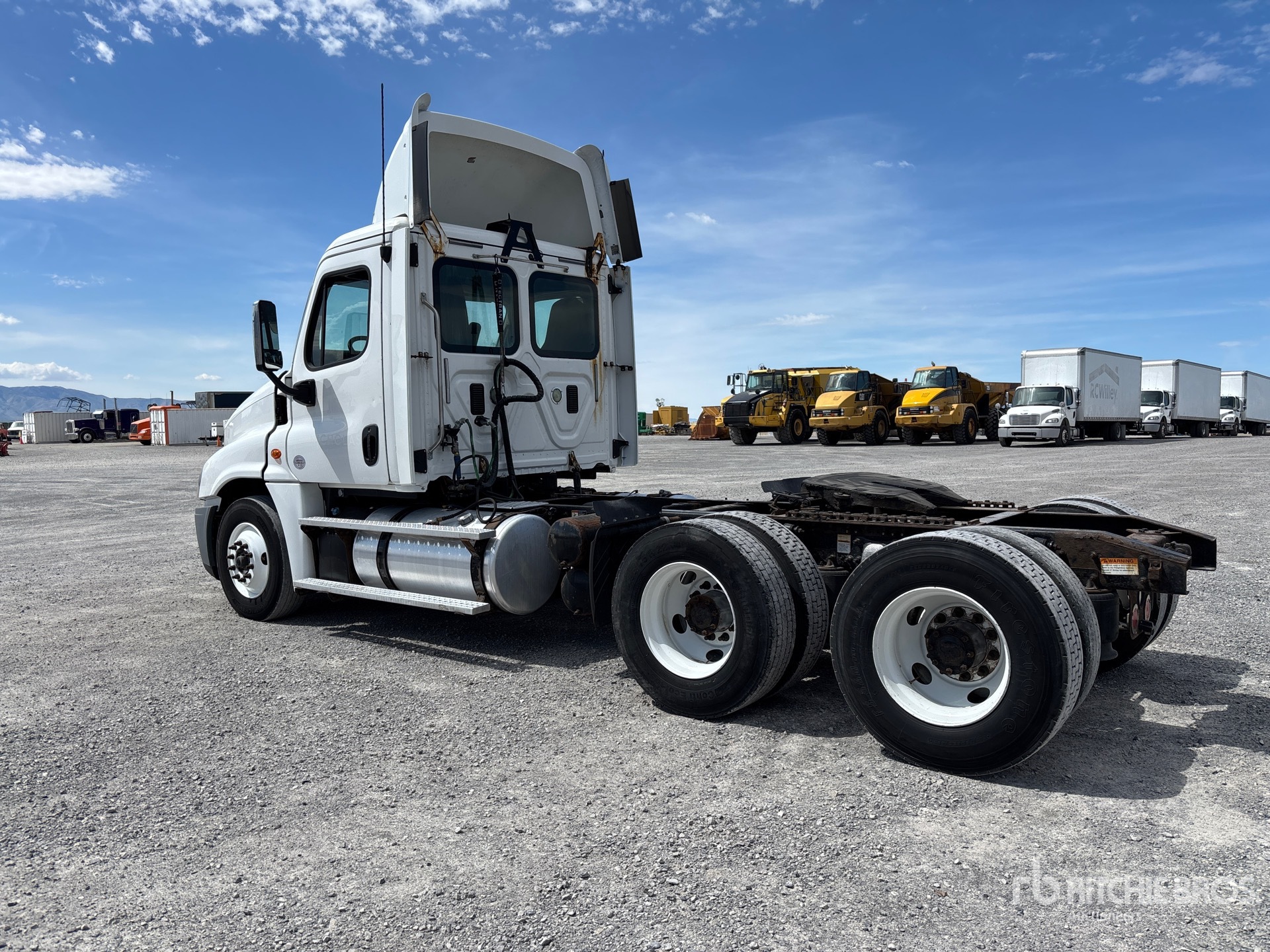 General Appearance with Image, coin arrière gauche