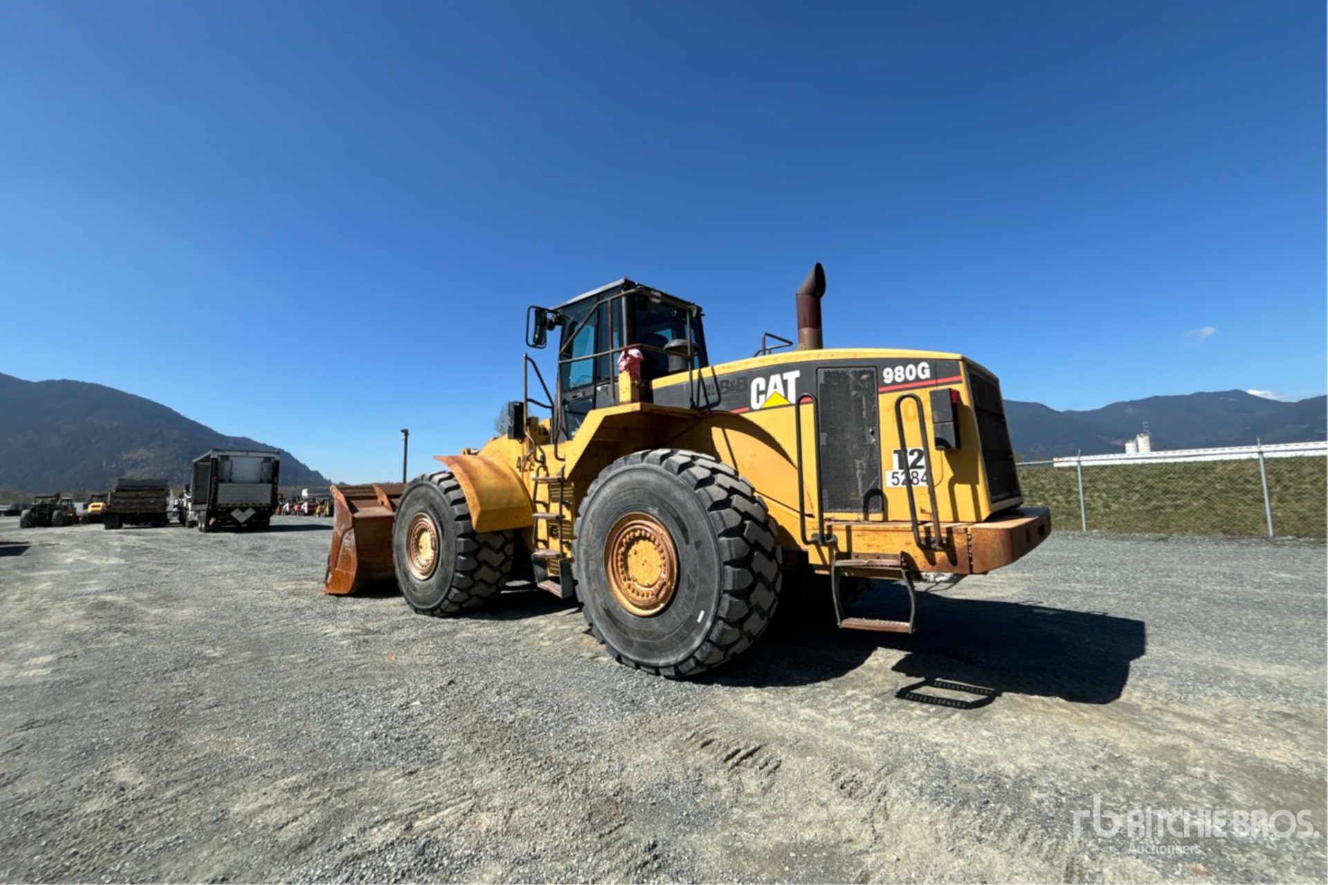 General Appearance with Picture, Left Rear Corner