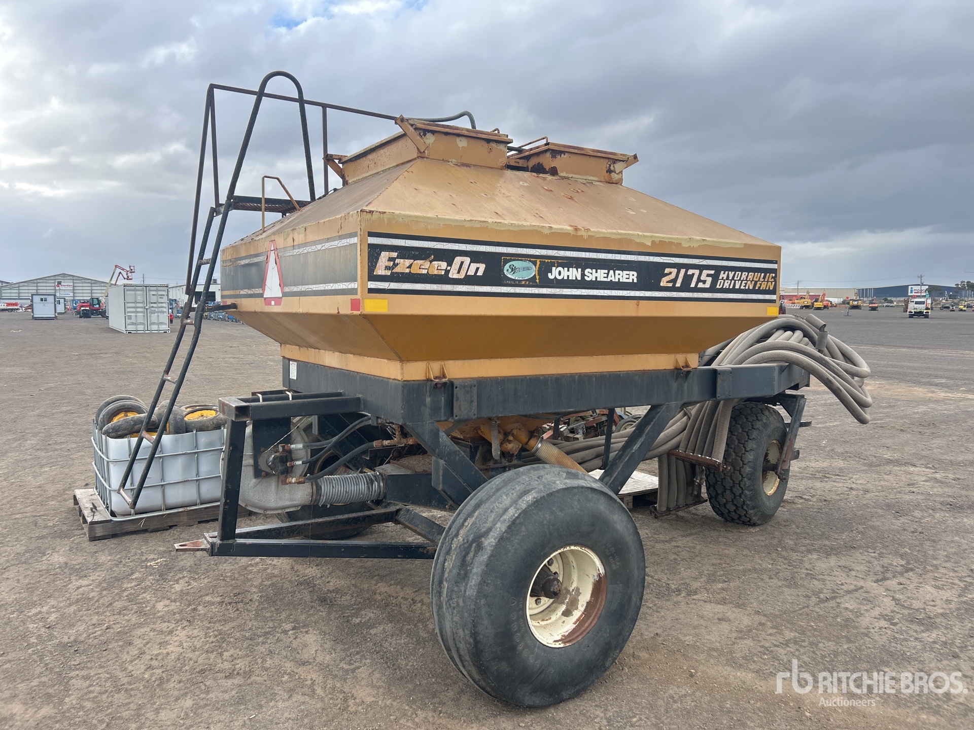 General Appearance with Zdjęcie, prawy dolny róg