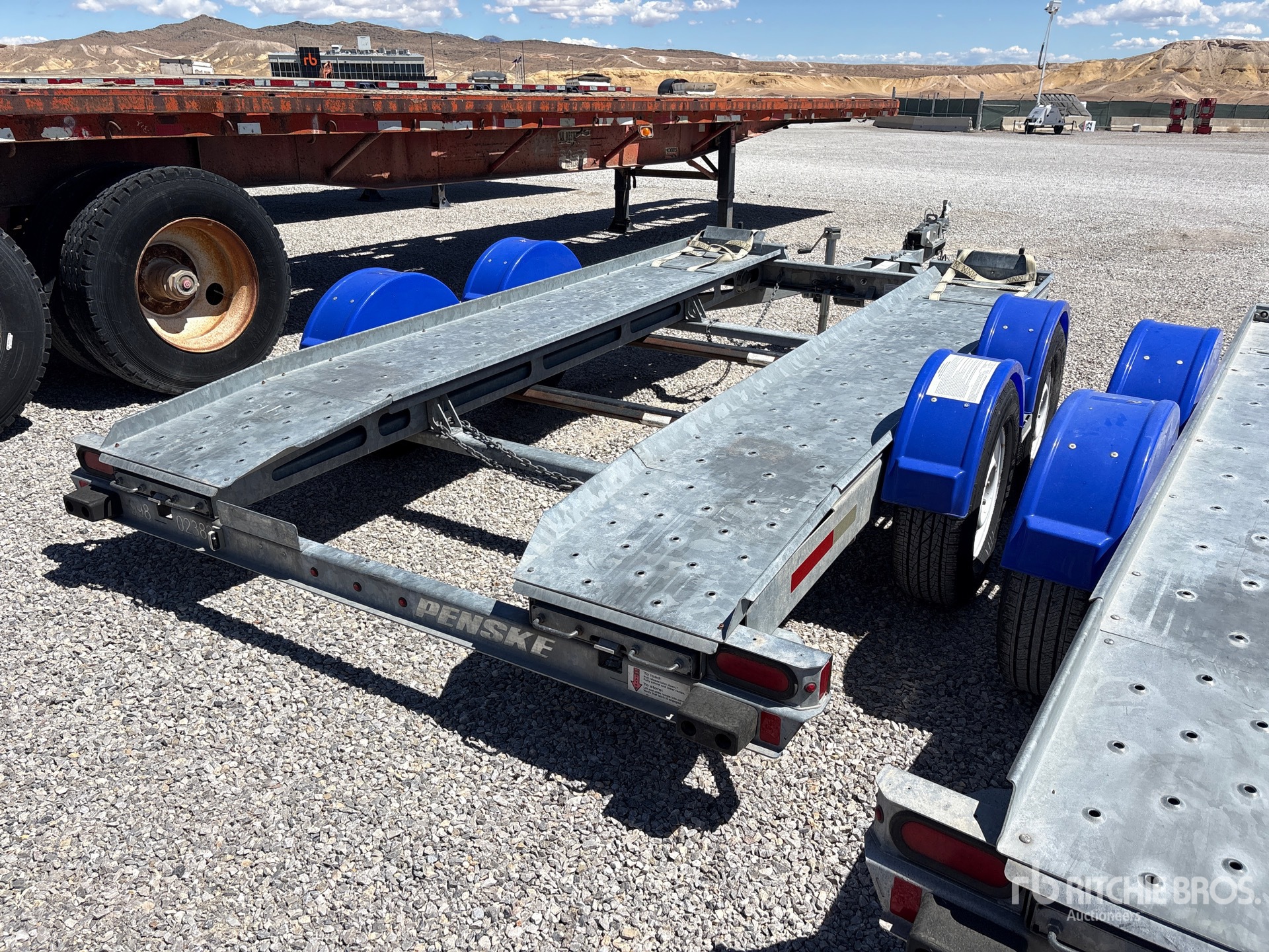 Aspect général with Image, coin arrière droit