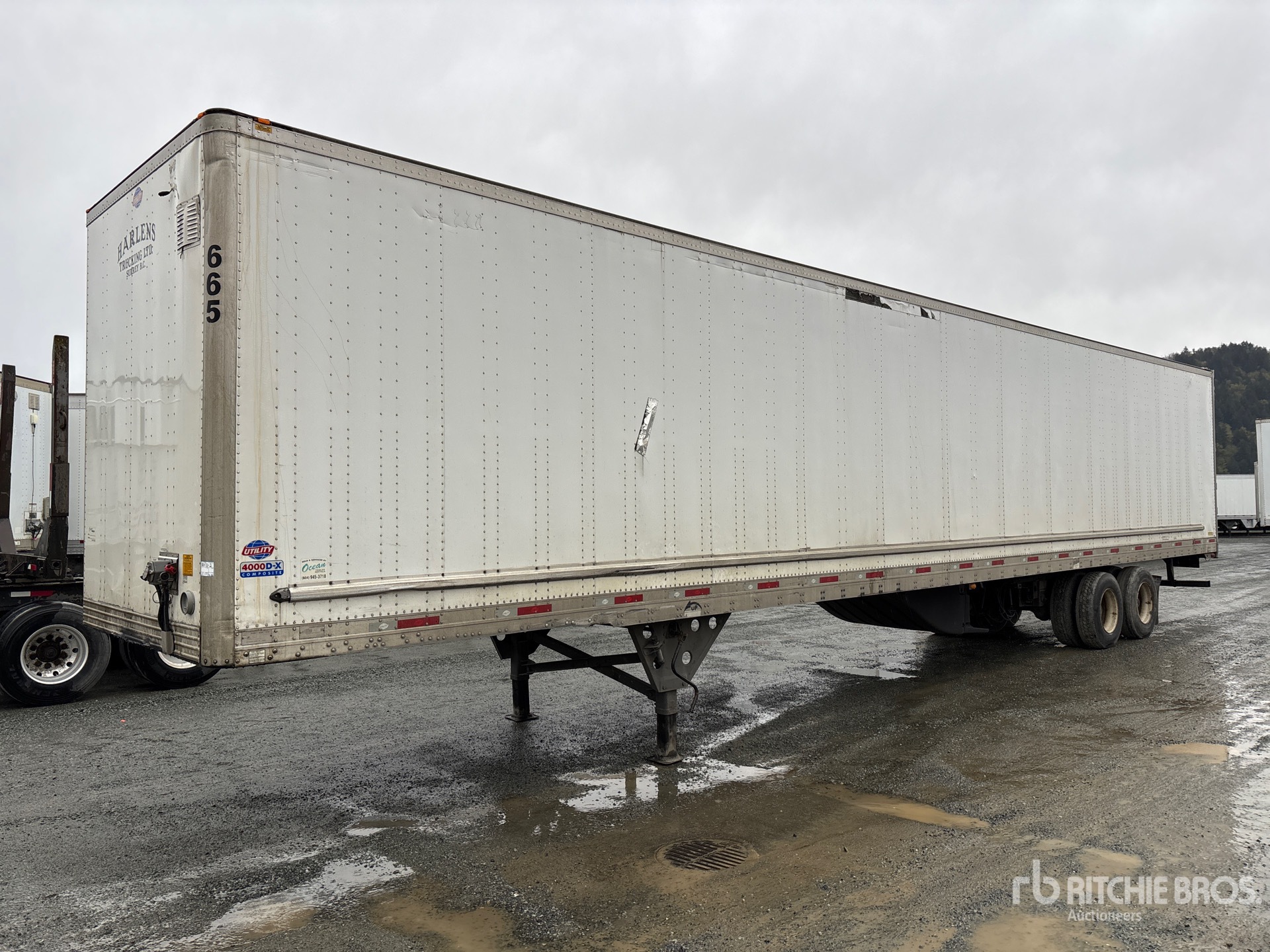 General Appearance with Picture, Left Front Corner