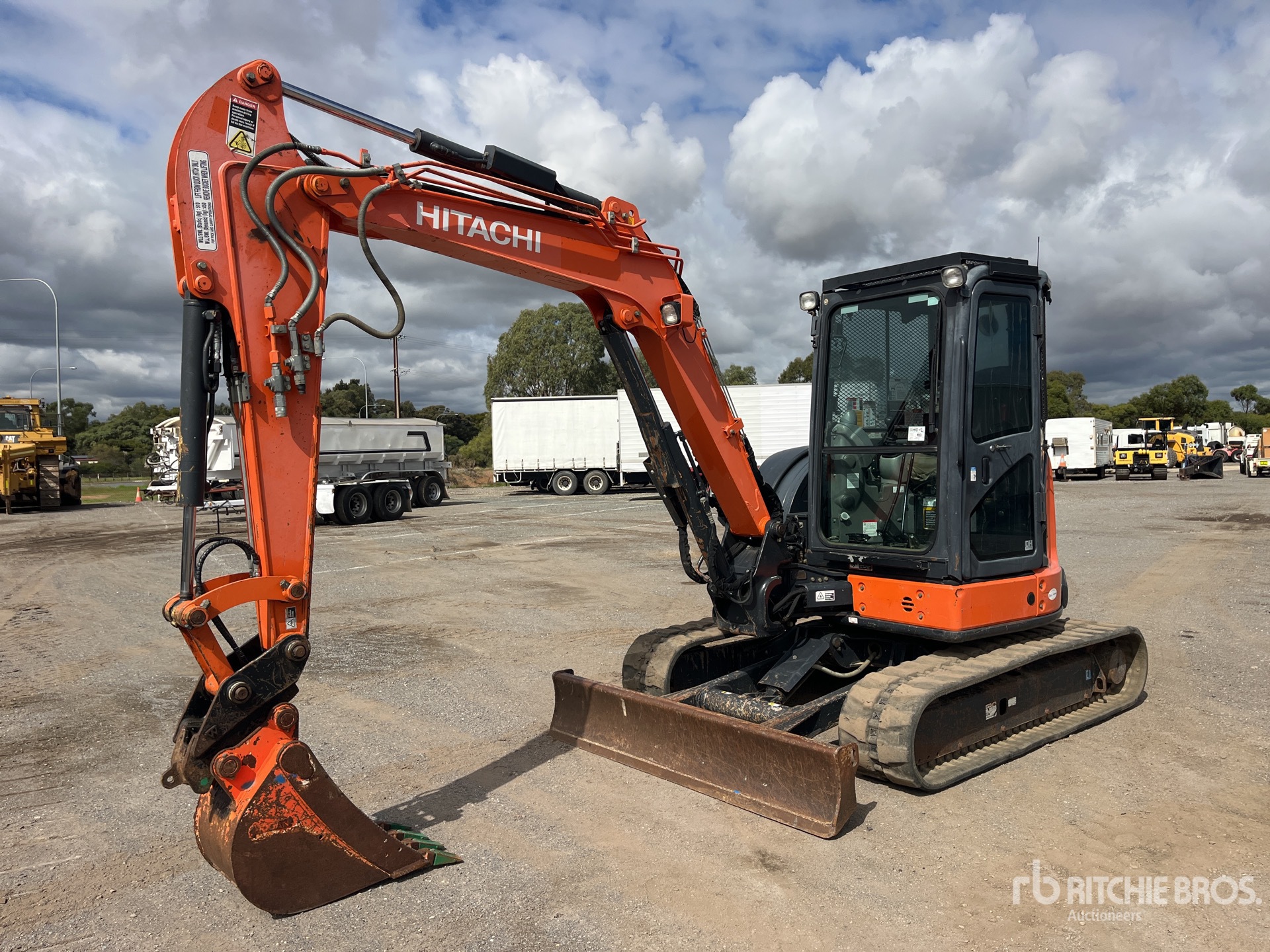 Aspect général with Image, coin avant gauche