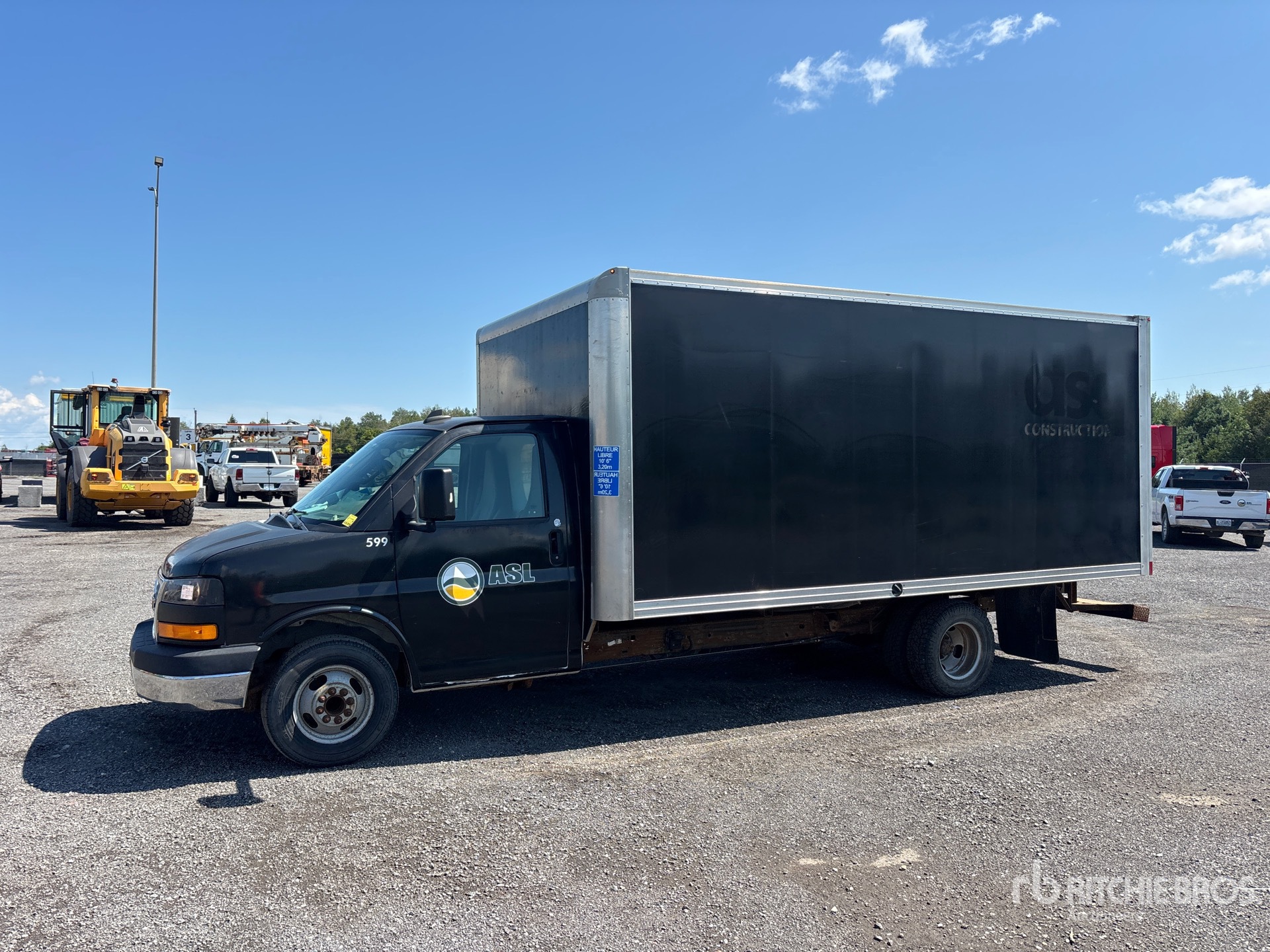 Photo of 2020 GMC SAVANA 3500