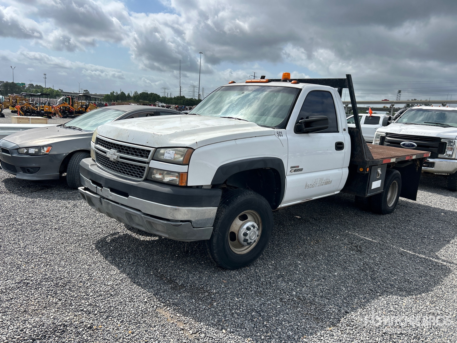 General Appearance with Foto, angolo anteriore sinistro