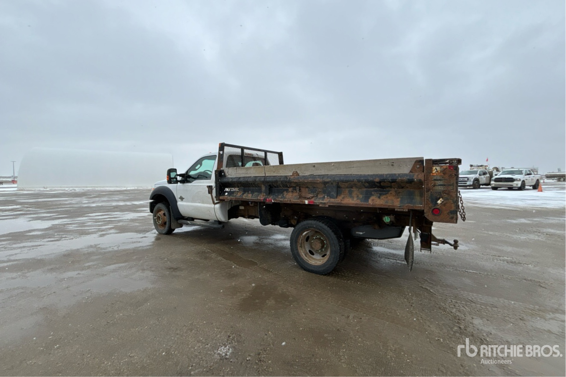 General Appearance with Bild, Ecke hinten links