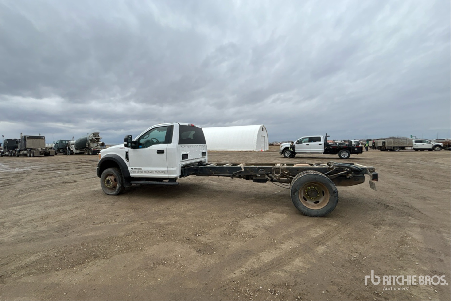 General Appearance with Zdjęcie, lewy dolny róg