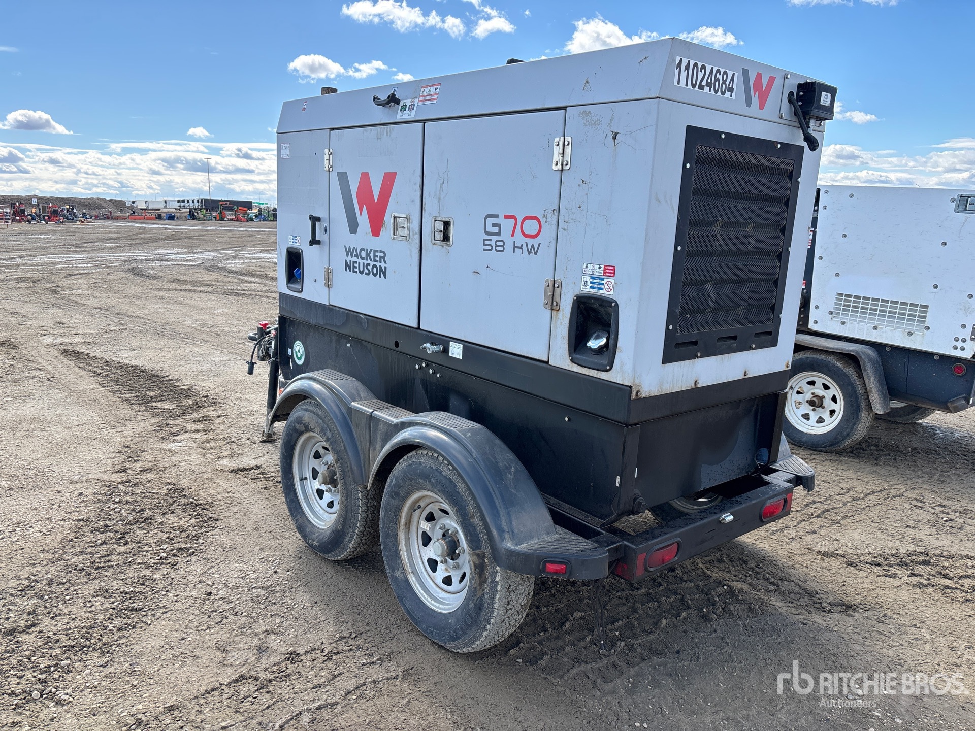 General Appearance with Picture, Left Rear Corner