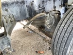 Underbody with Non-Driven Drop Axle (1)