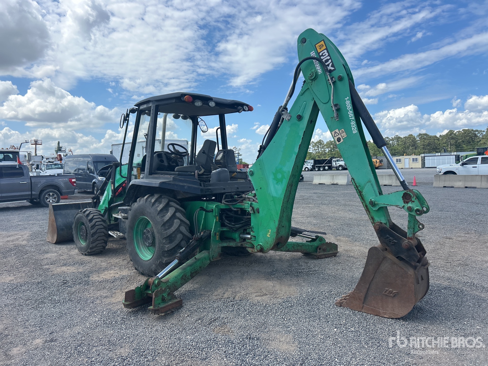 General Appearance with Picture, Left Rear Corner