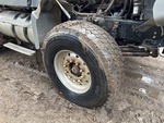 Underbody with Right Steer Tire