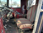 Cab with Seats/armrests