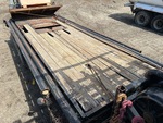 Configuration with Flat Bed Body