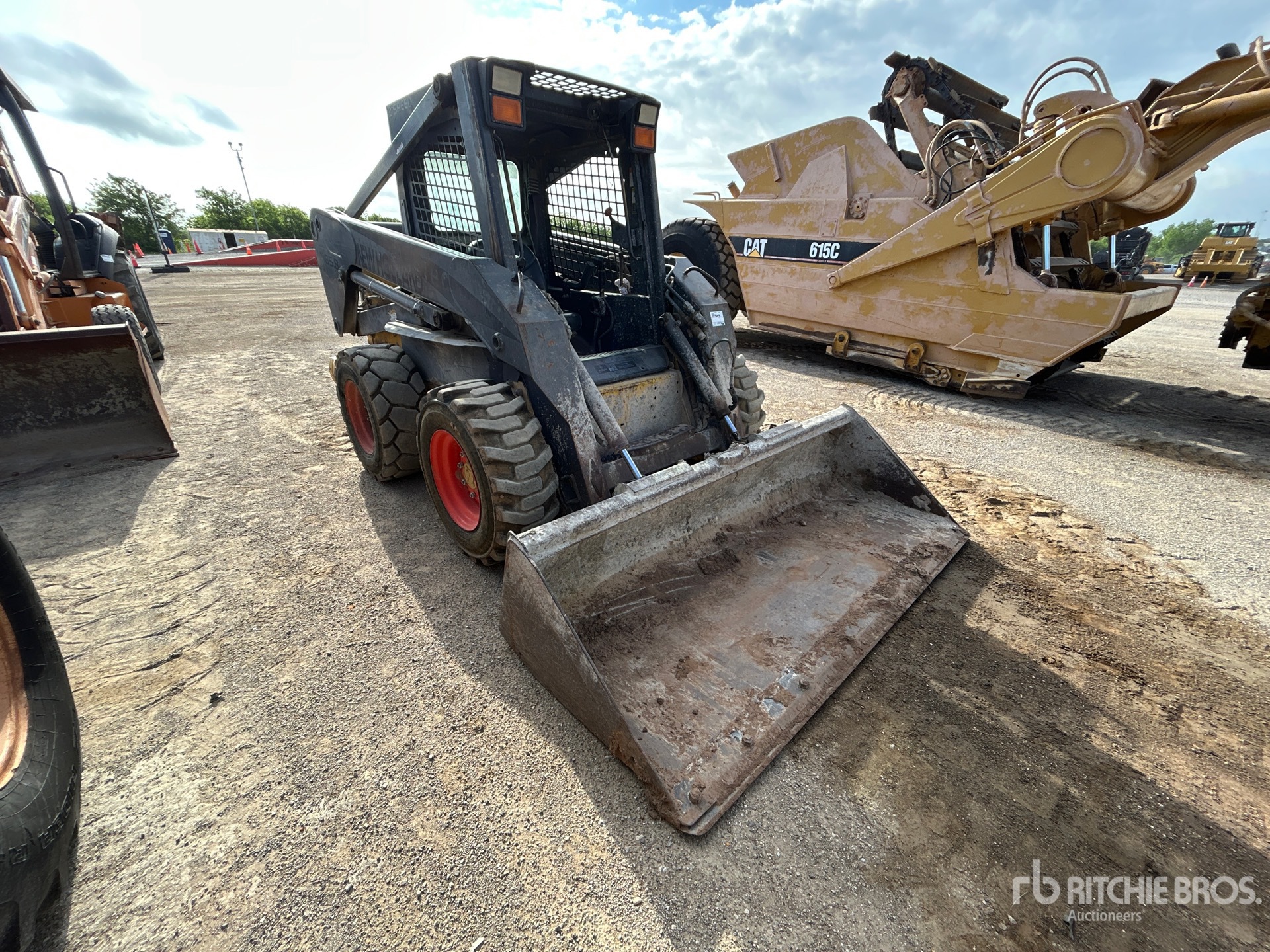 General Appearance with Picture, Right Front Corner