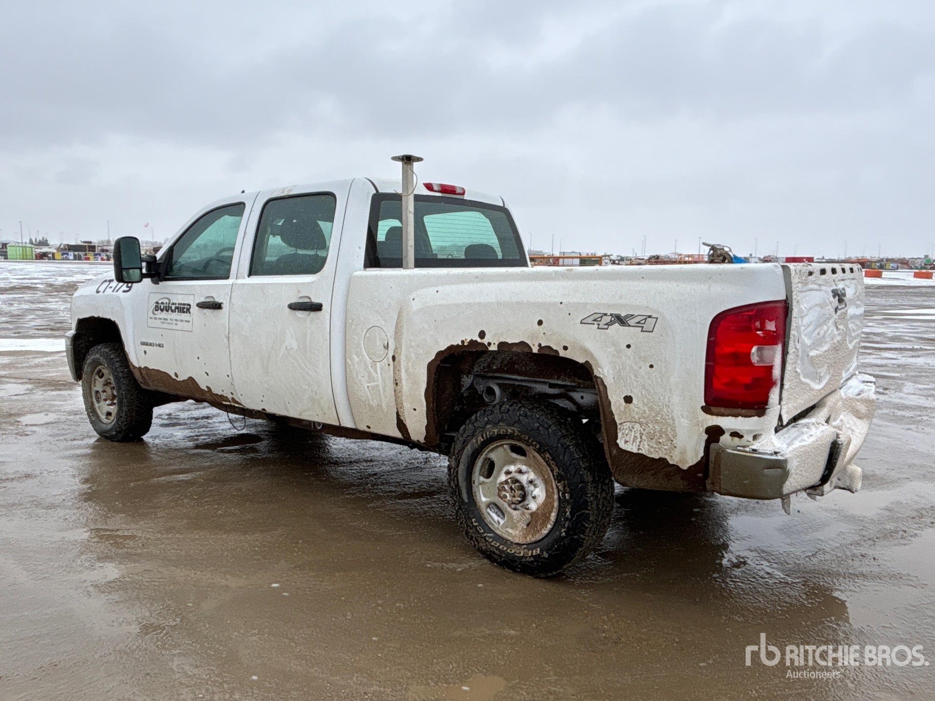 General Appearance with Picture, Left Rear Corner