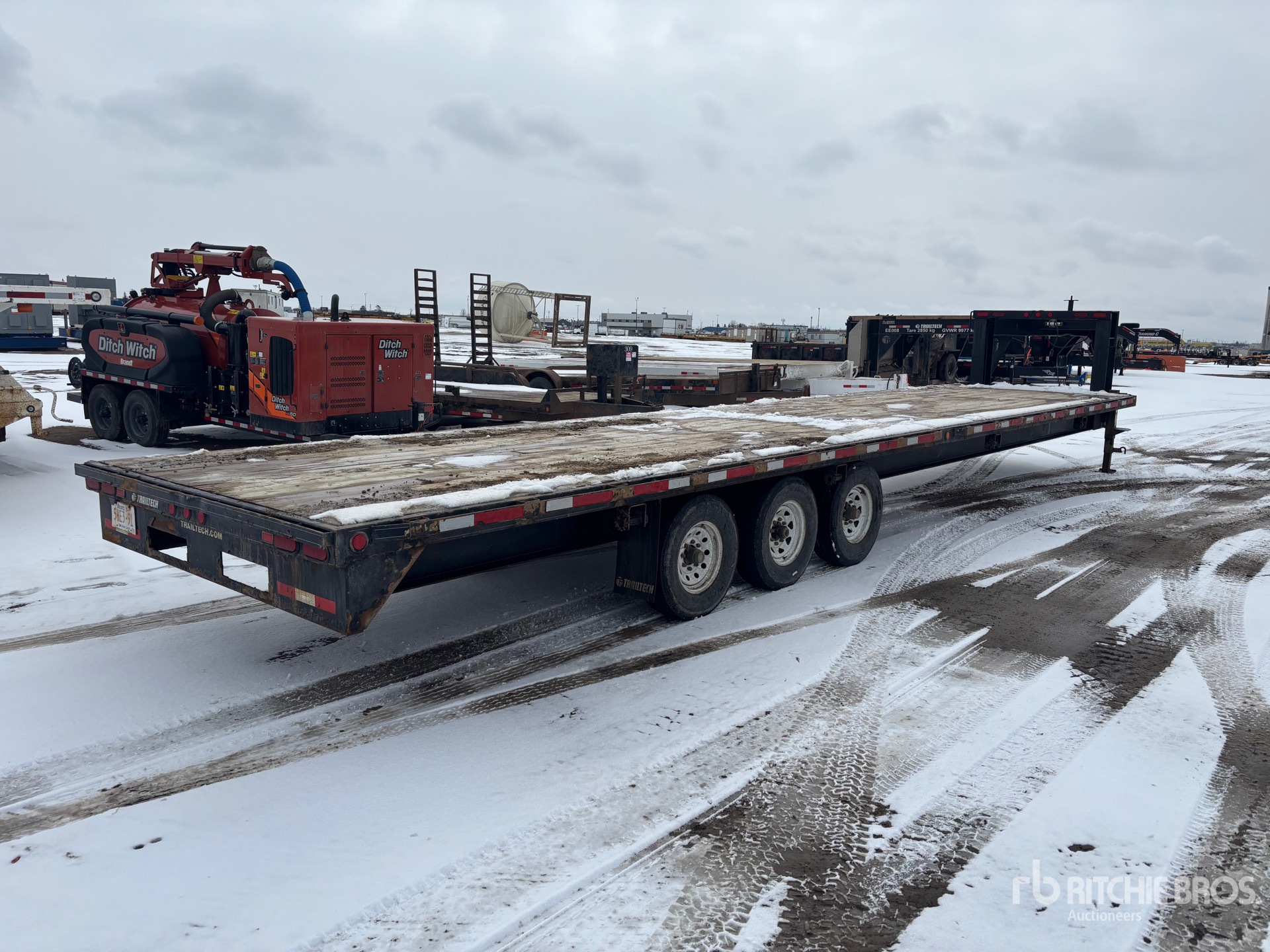 General Appearance with Imagen: esquina trasera derecha