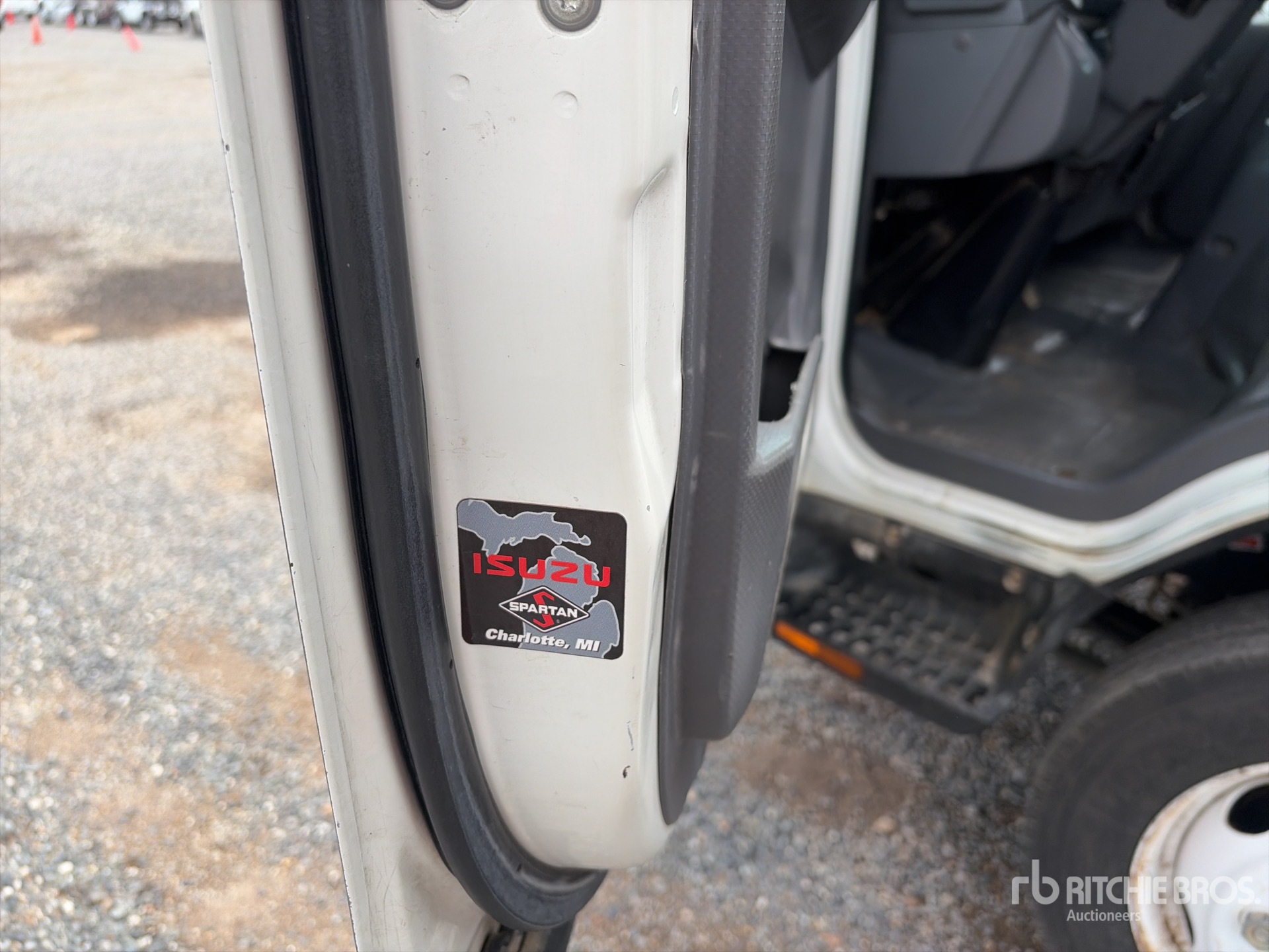 2016 Isuzu NPR HD