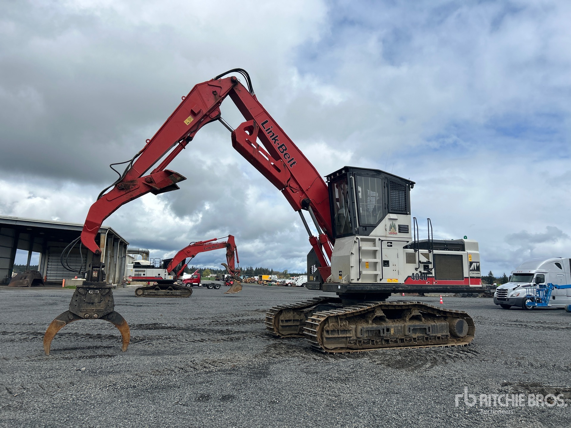 General Appearance with Picture, Left Front Corner