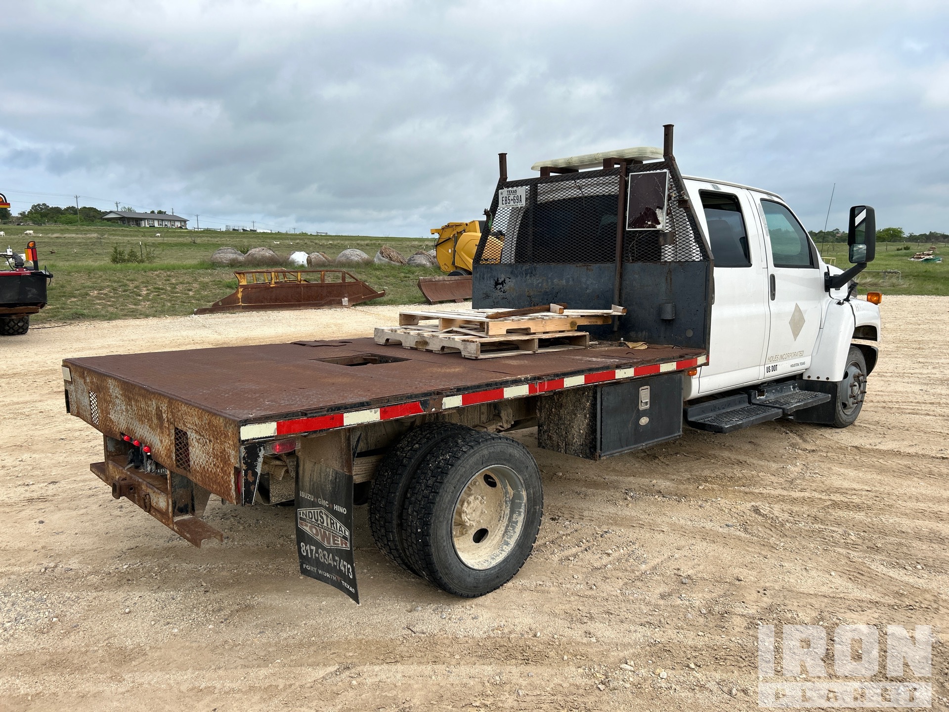 General Appearance with Bild, Ecke hinten rechts