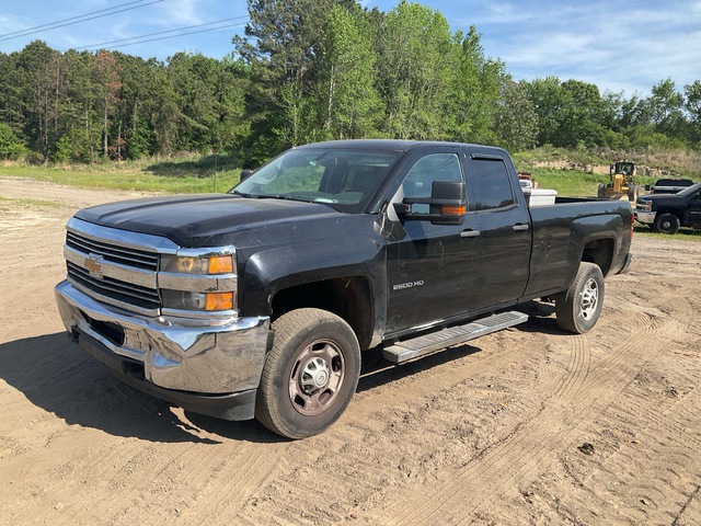 2015 Chevrolet 2500HD 4x2 Crew Cab Pickup