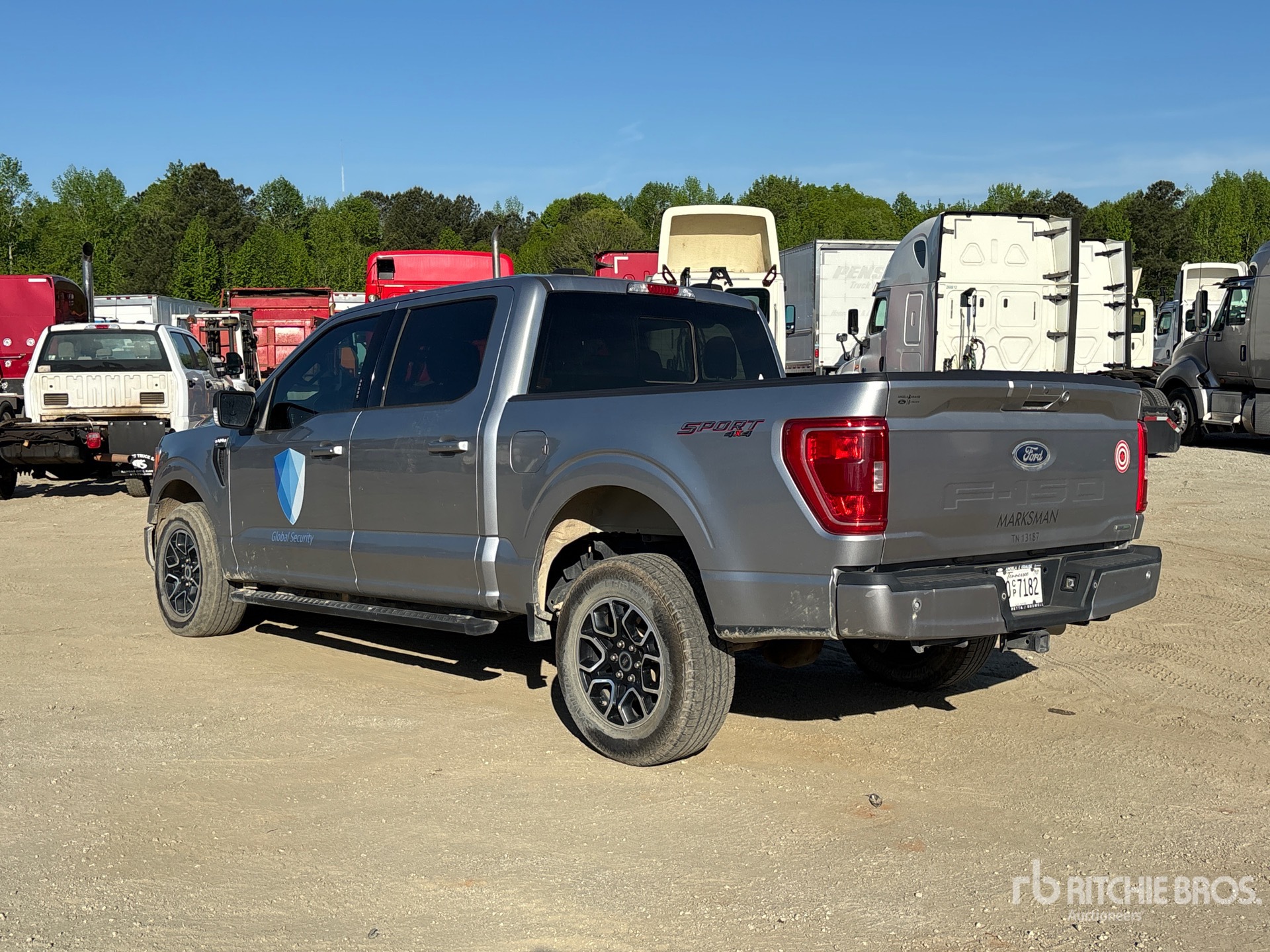 General Appearance with Picture, Left Rear Corner