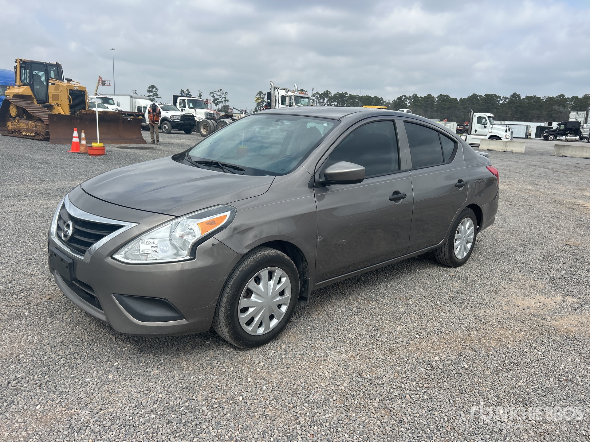 General Appearance with Picture, Left Front Corner