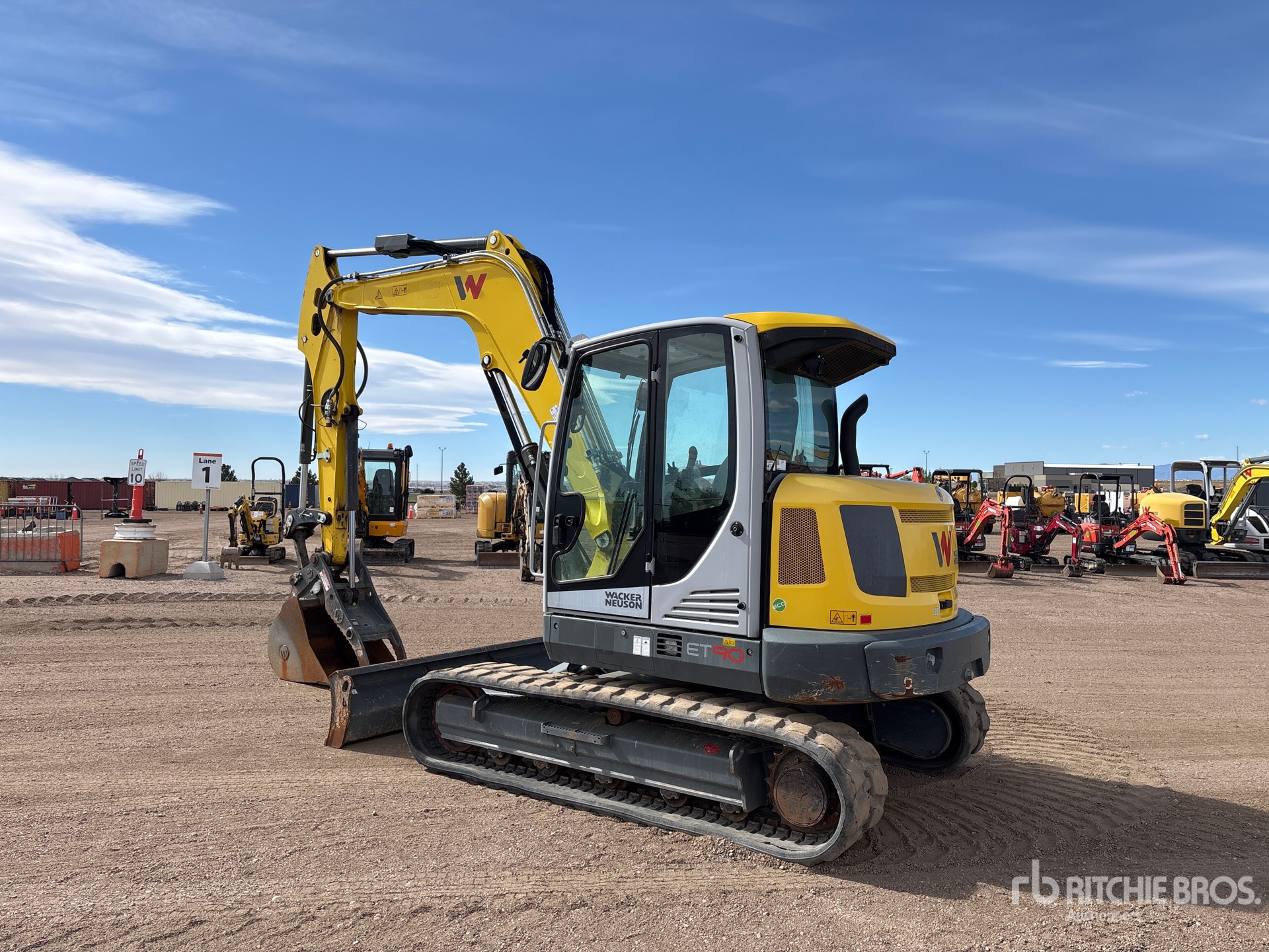 General Appearance with Picture, Left Rear Corner