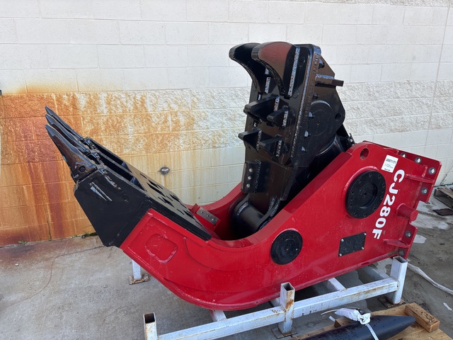 CJE SJ280F 25.5 in Demolition Pulverizer (Unused)