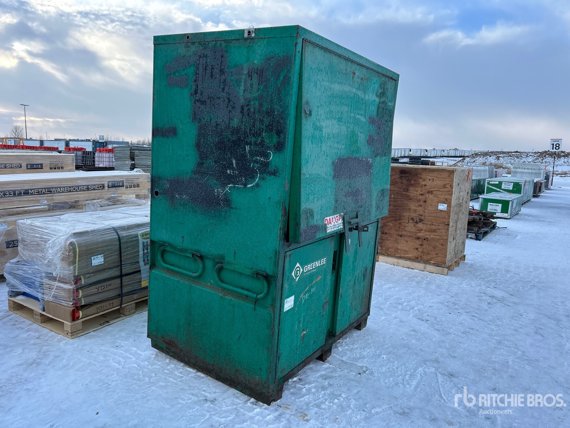 General Appearance with Image, coin avant droit