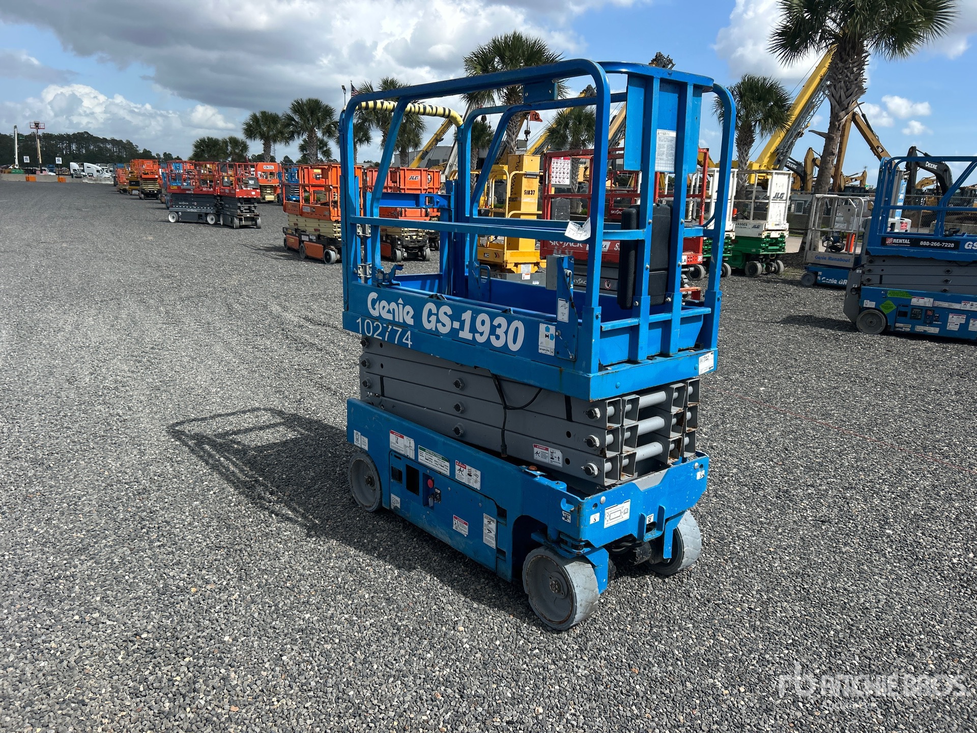 General Appearance with Imagen: esquina delantera derecha