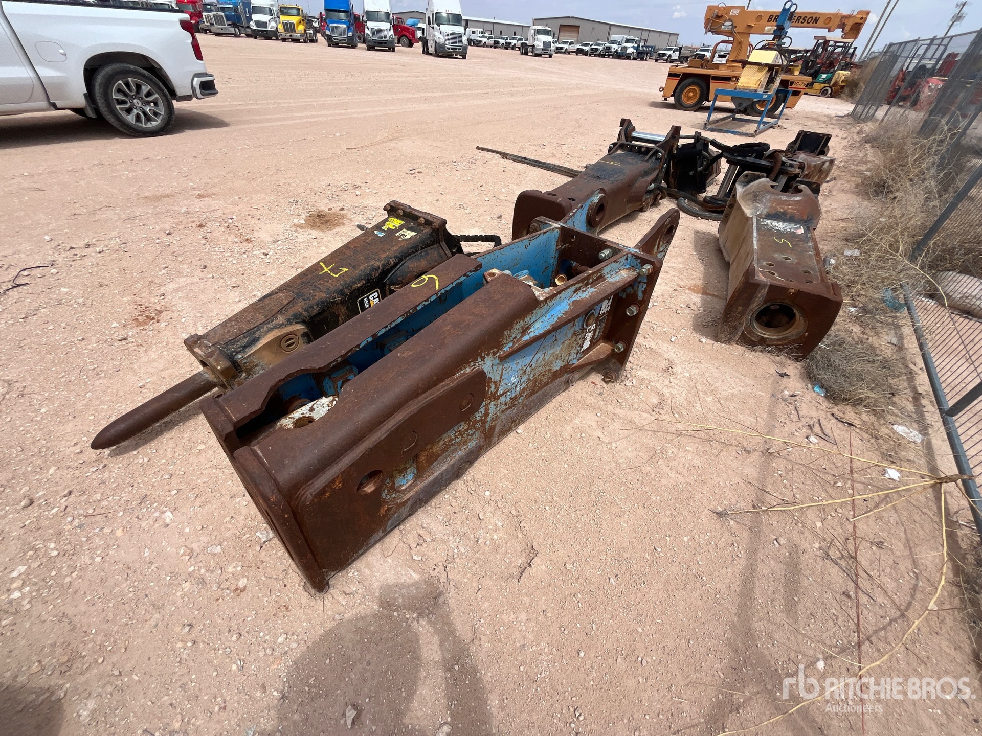 General Appearance with Foto, angolo posteriore sinistro