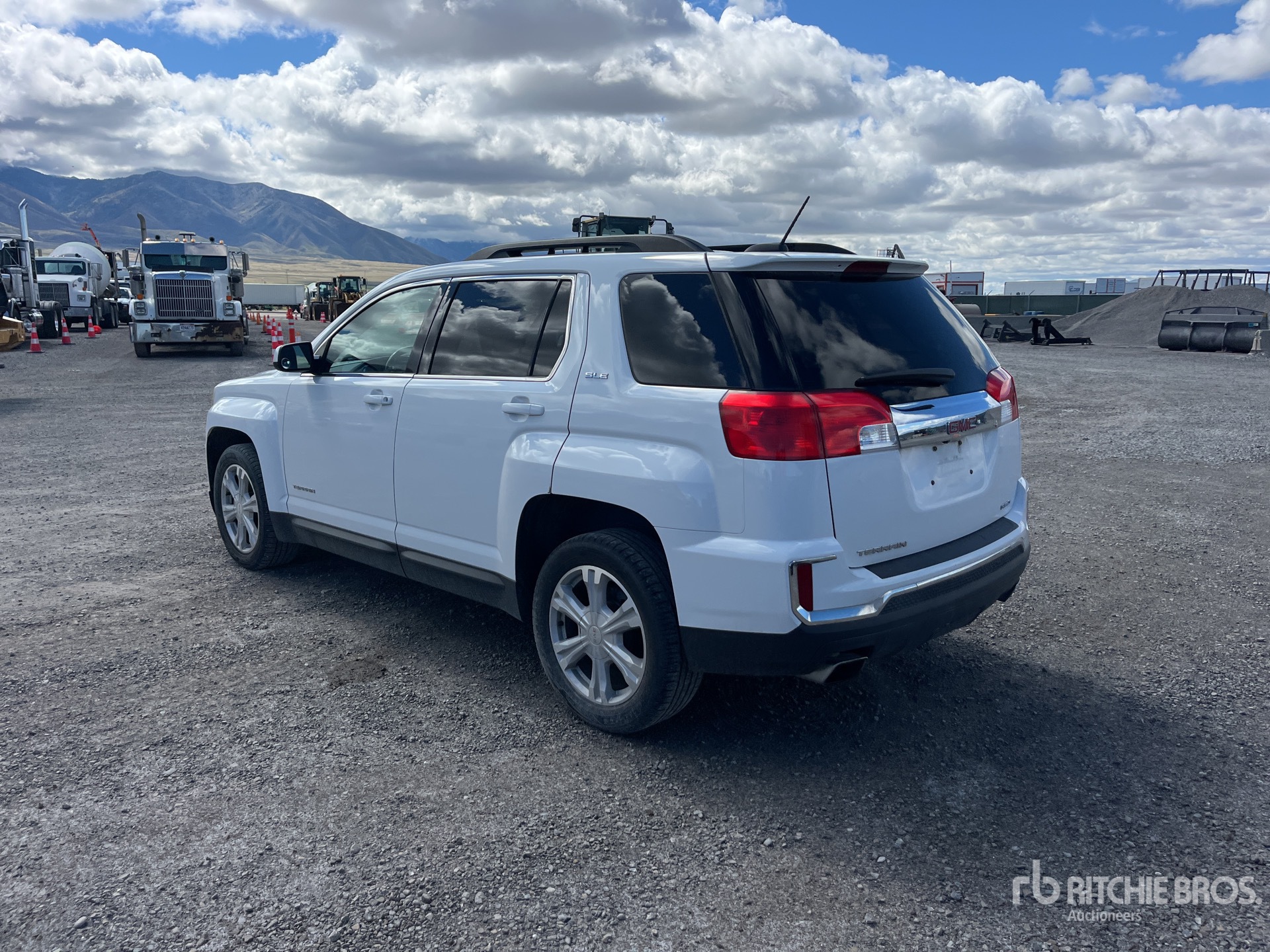 General Appearance with Picture, Left Rear Corner