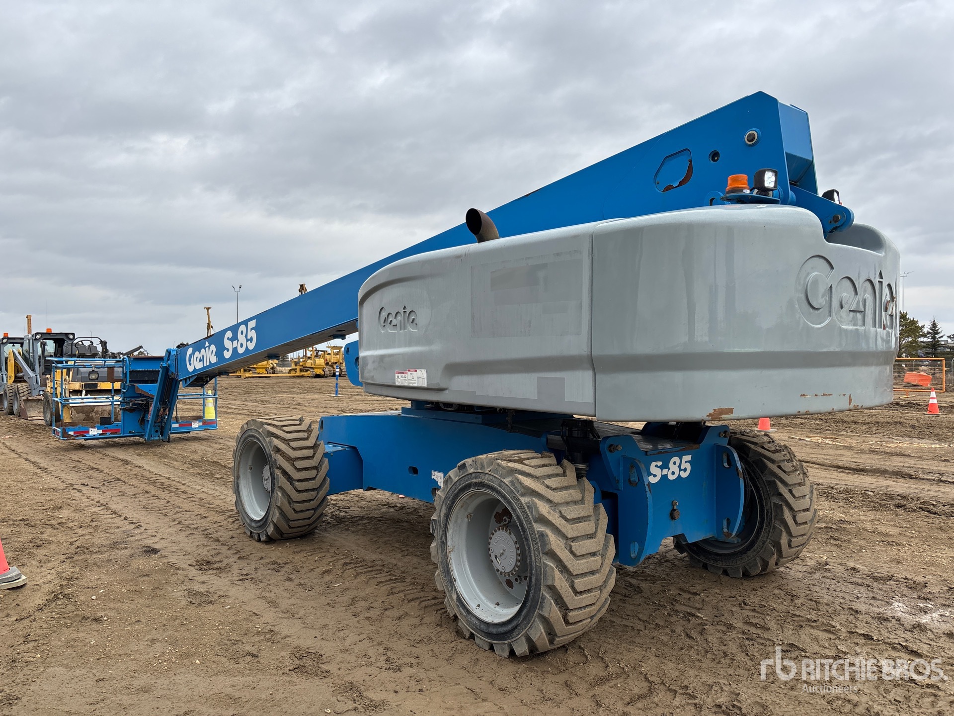 General Appearance with Picture, Left Rear Corner