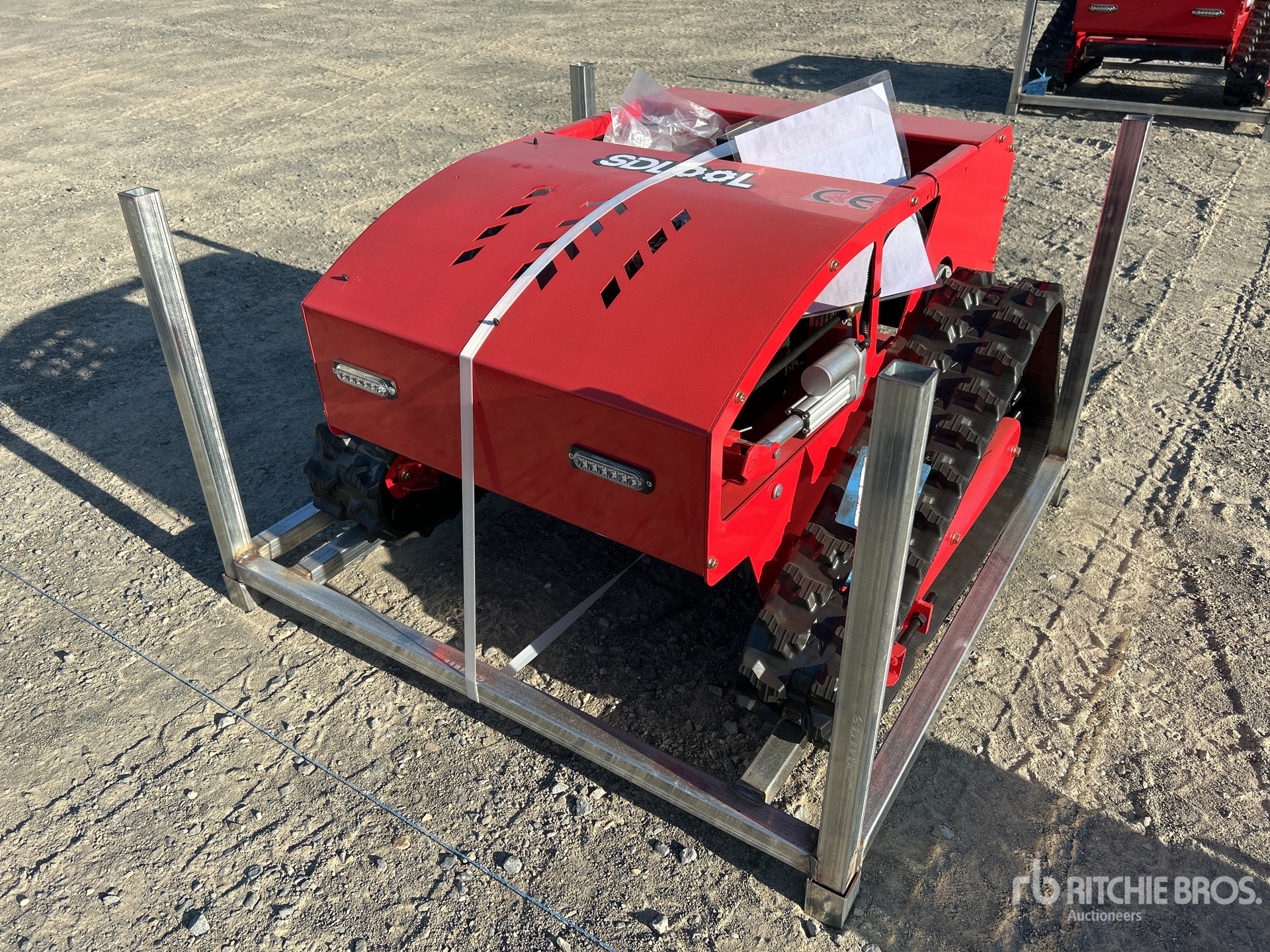 General Appearance with Foto, angolo anteriore sinistro