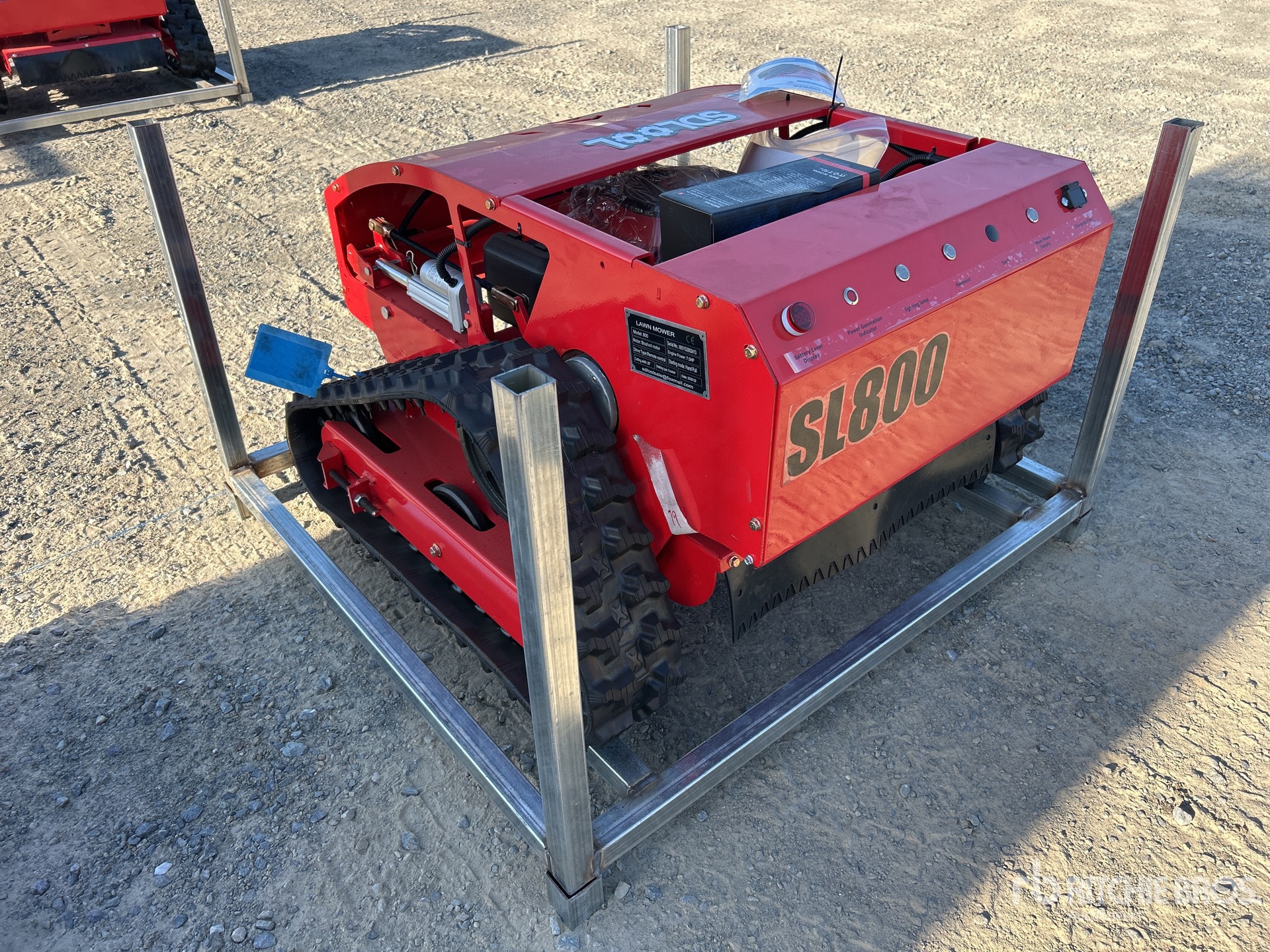 General Appearance with Foto, angolo posteriore sinistro