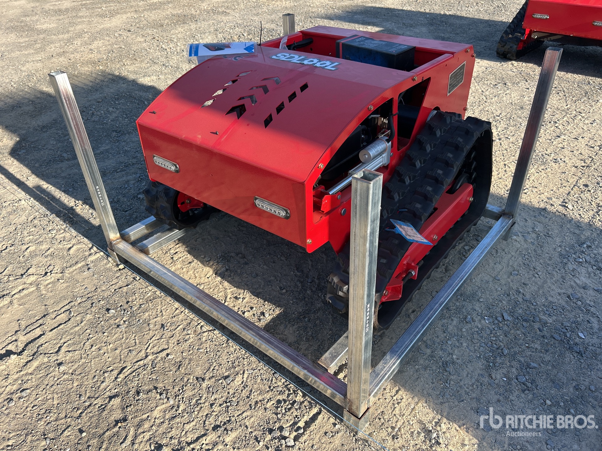 General Appearance with Foto, angolo anteriore sinistro