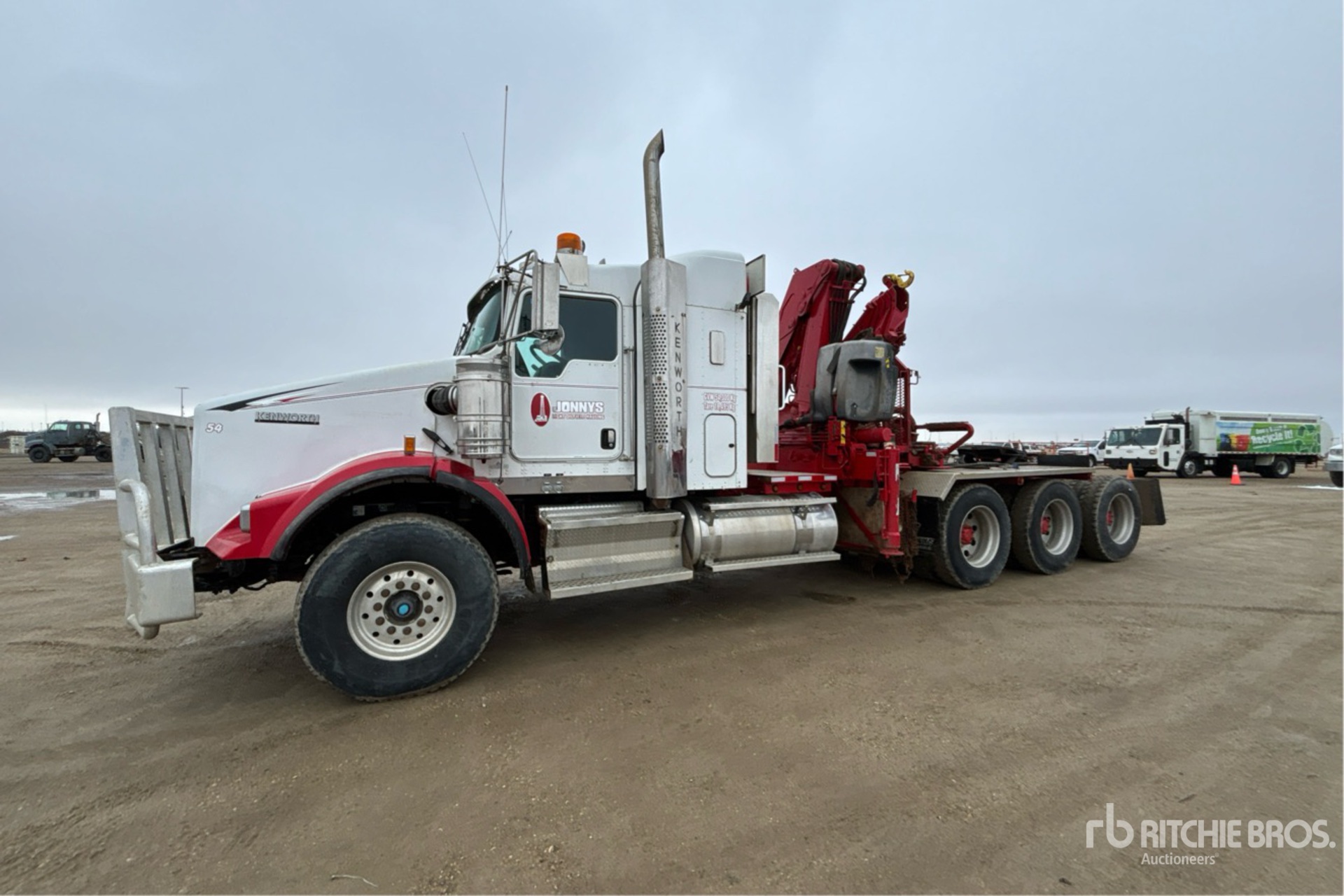 General Appearance with Picture, Left Front Corner