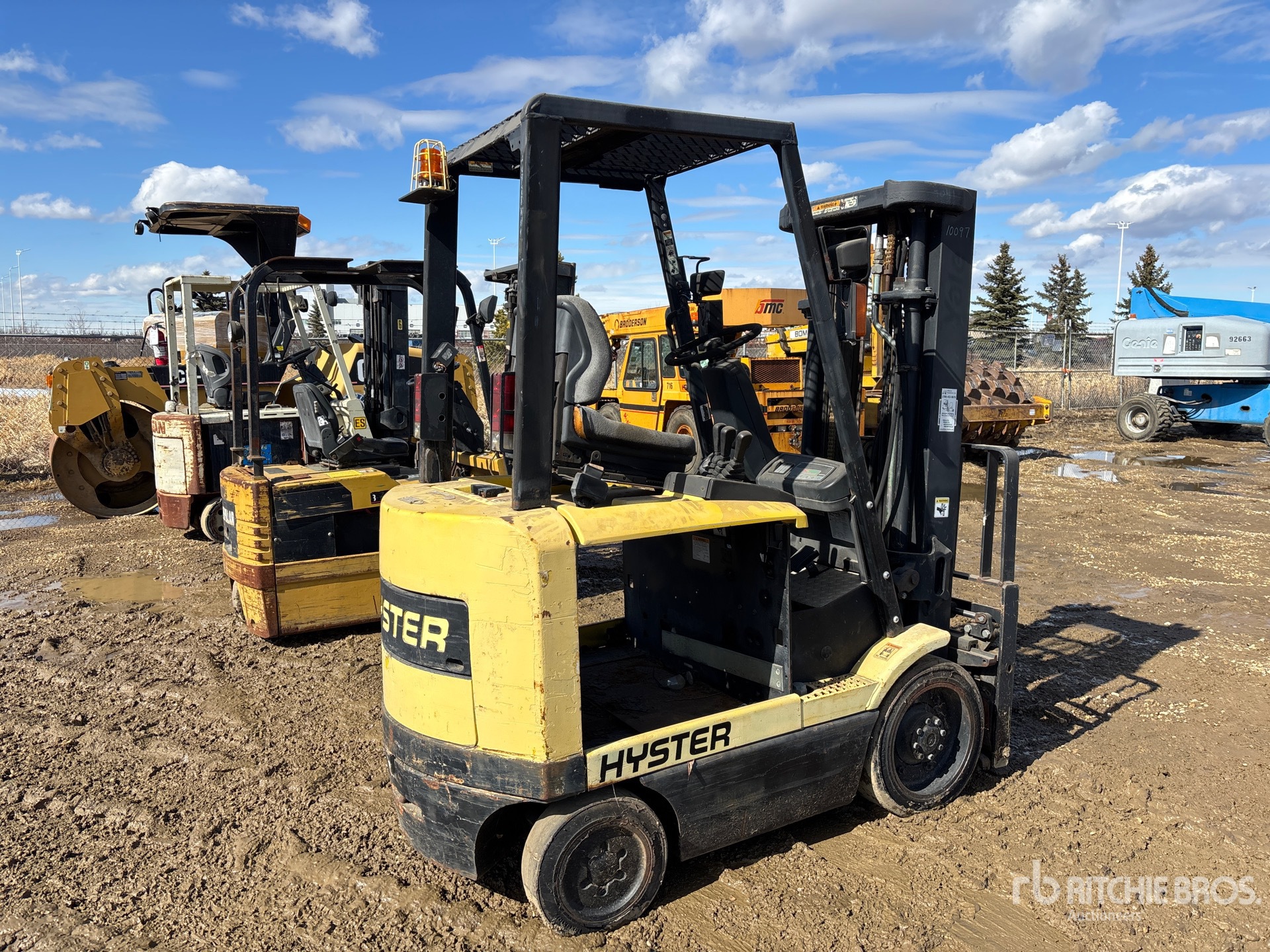 General Appearance with Imagen: esquina trasera derecha