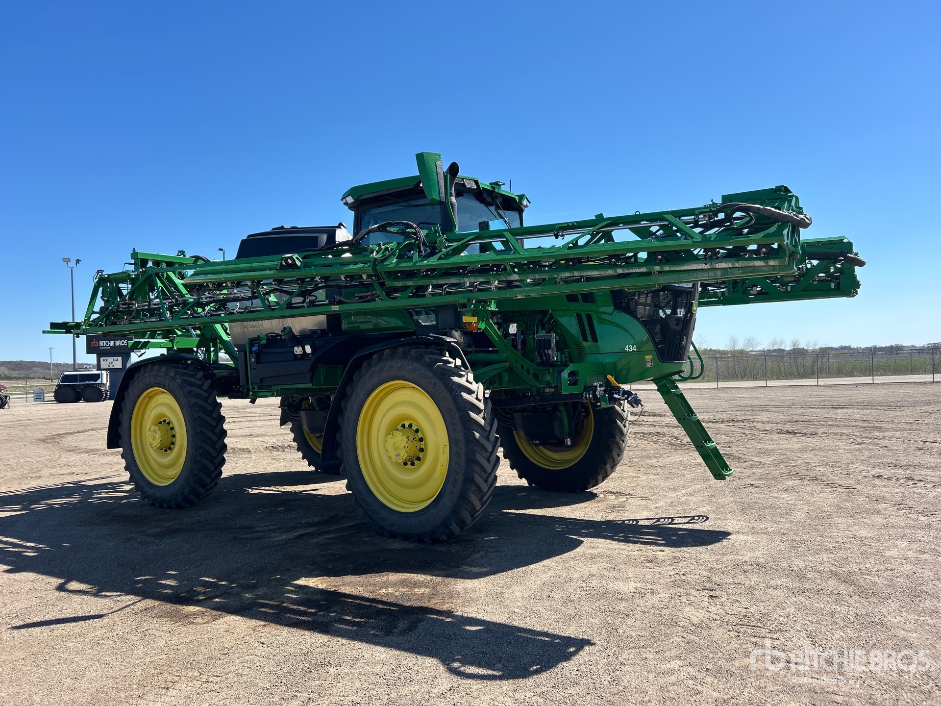 General Appearance with Foto, angolo anteriore destro