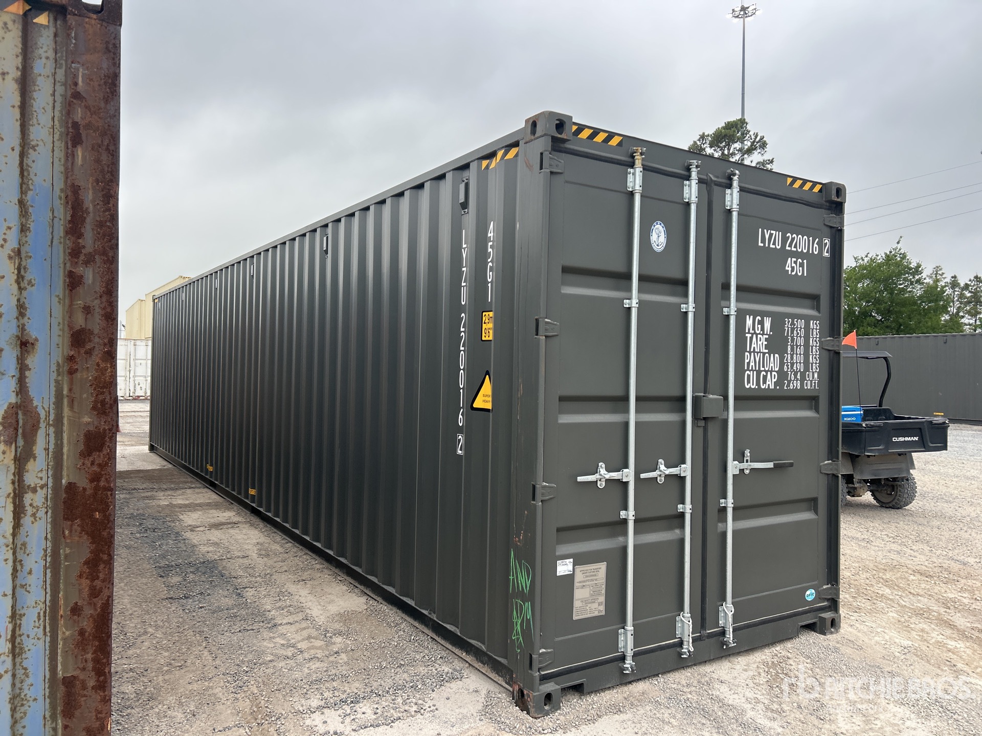 General Appearance with Picture, Right Front Corner